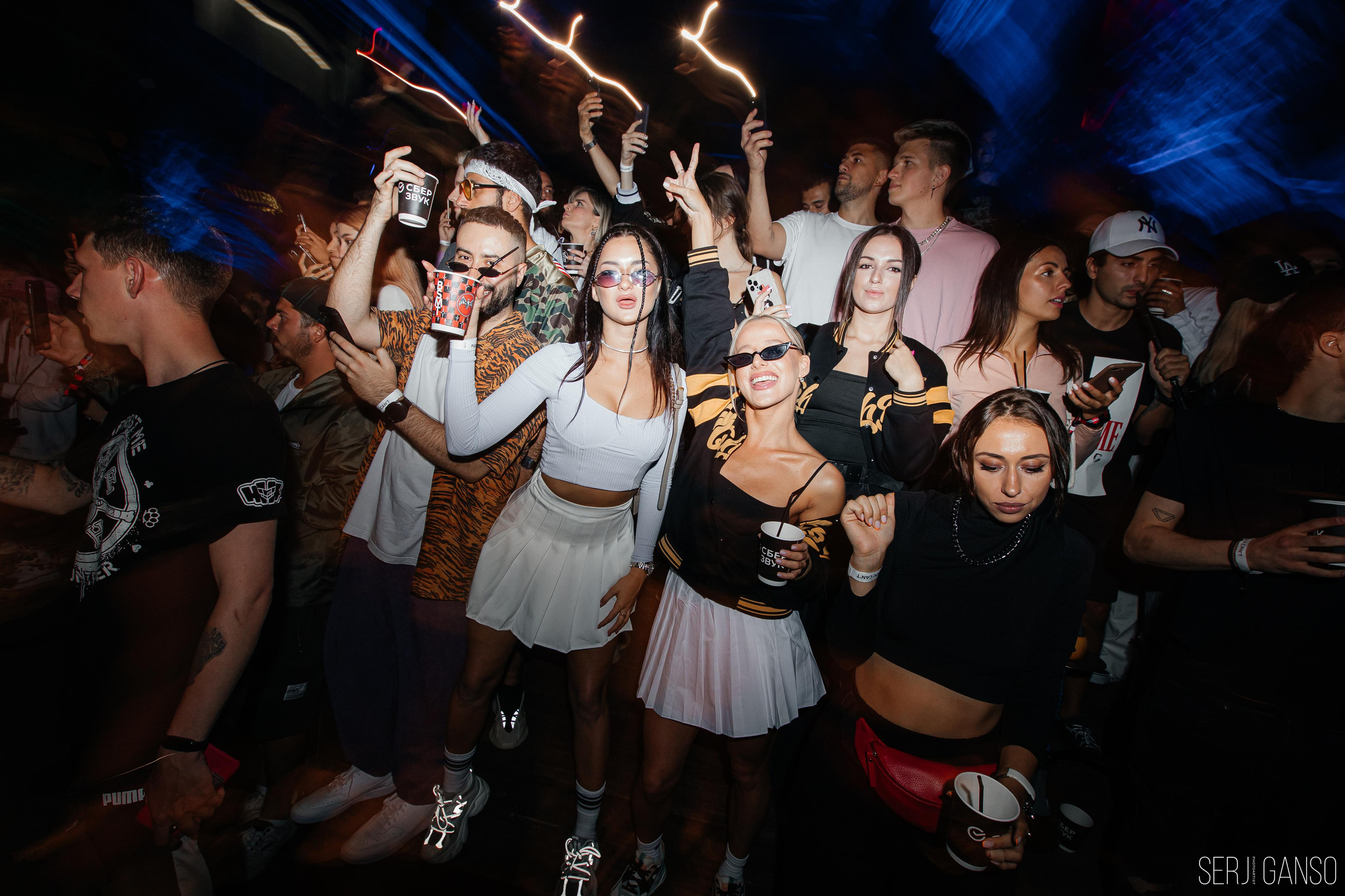 BASEMENT. Фотограф Serj Ganso