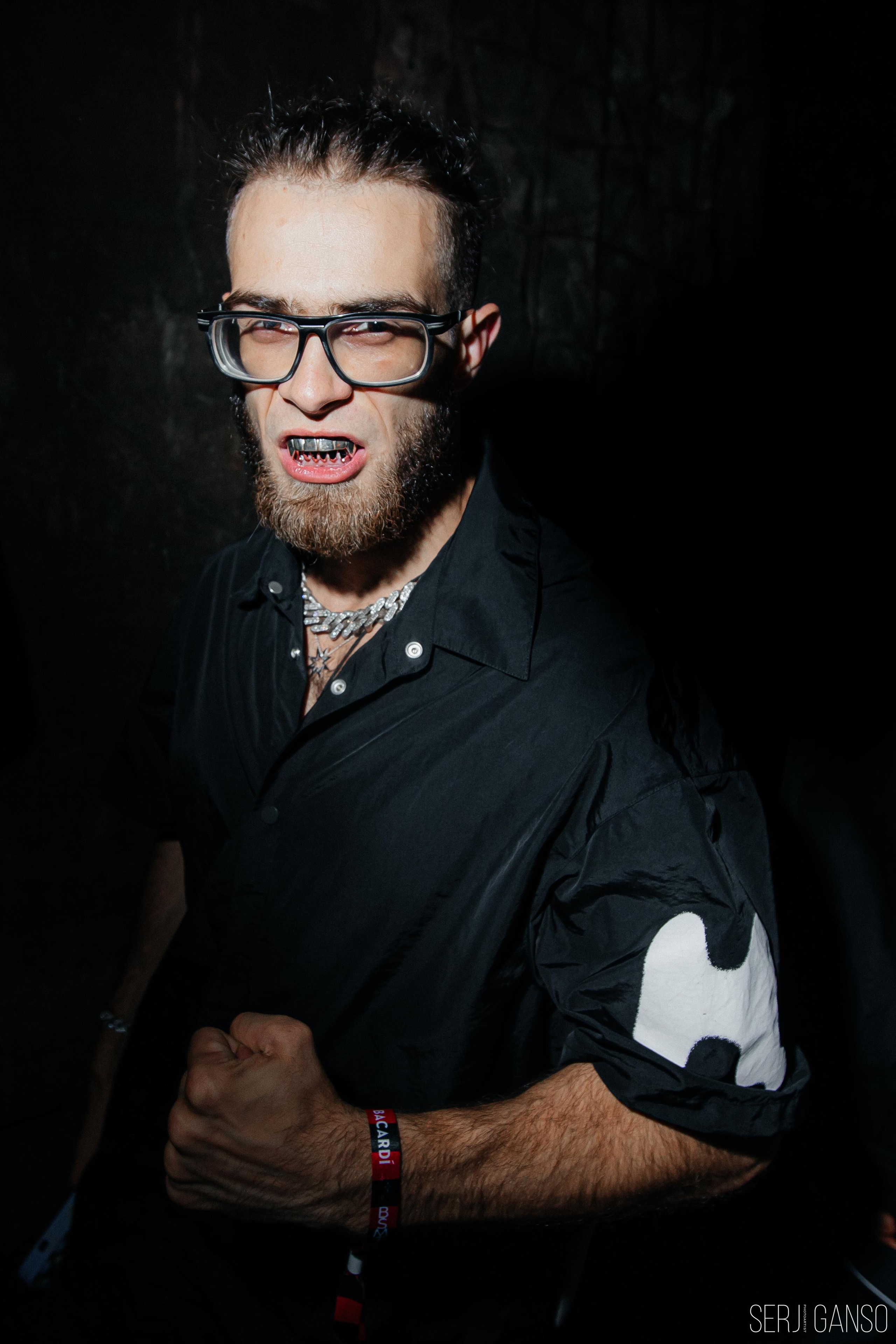 BASEMENT. Фотограф Serj Ganso