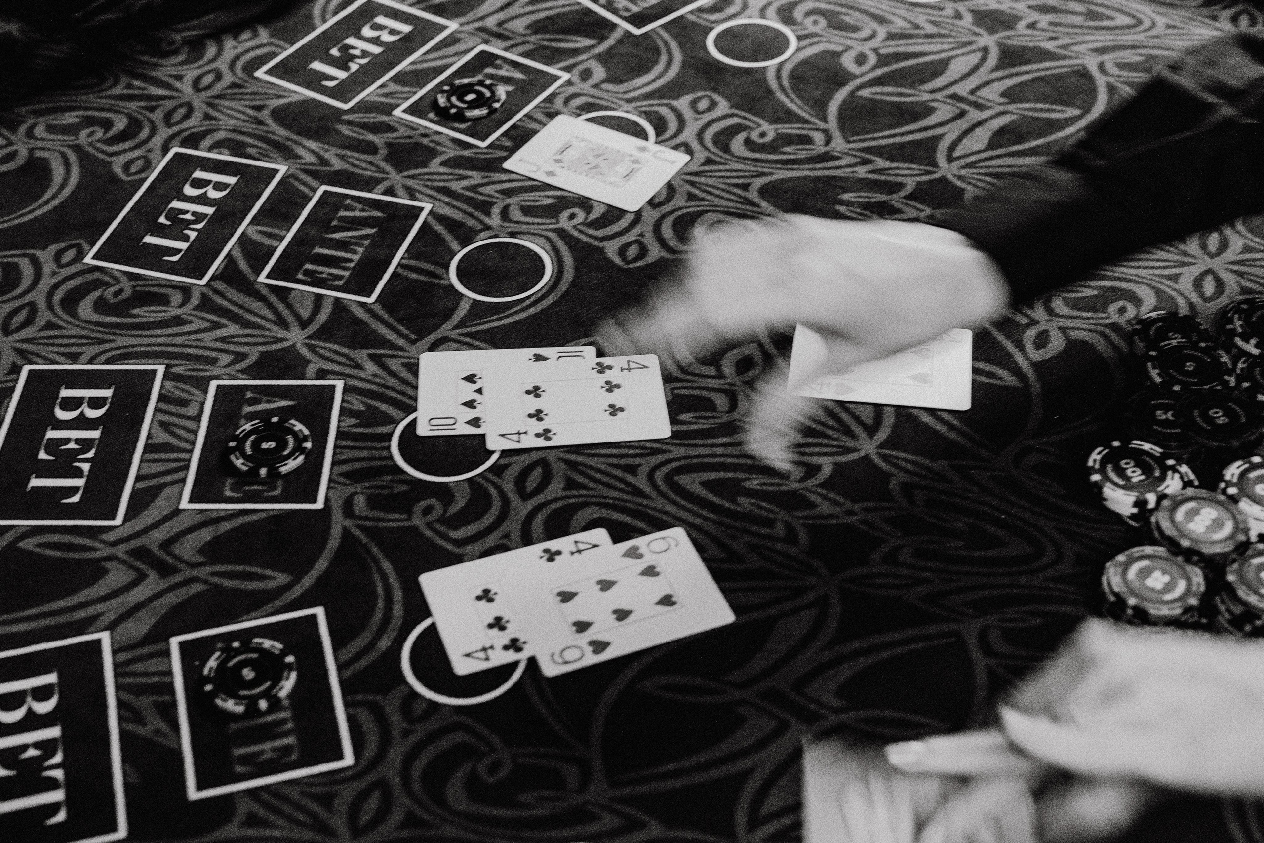 BASEMENT. Фотограф Serj Ganso