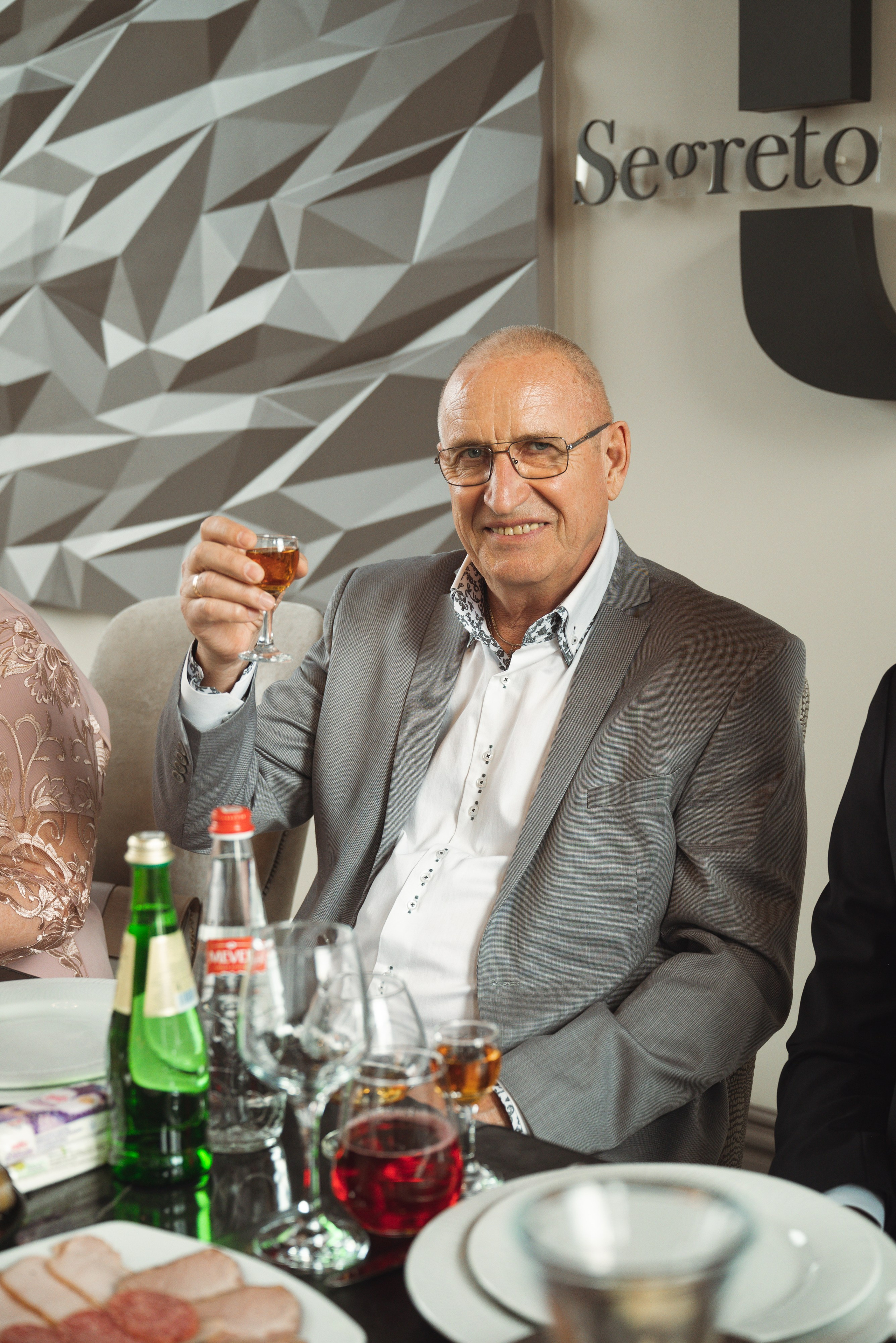 Юбилей 70 лет. Фотограф Москва Настя Профотовна. Репортажные, свадебные и контент фотосессии