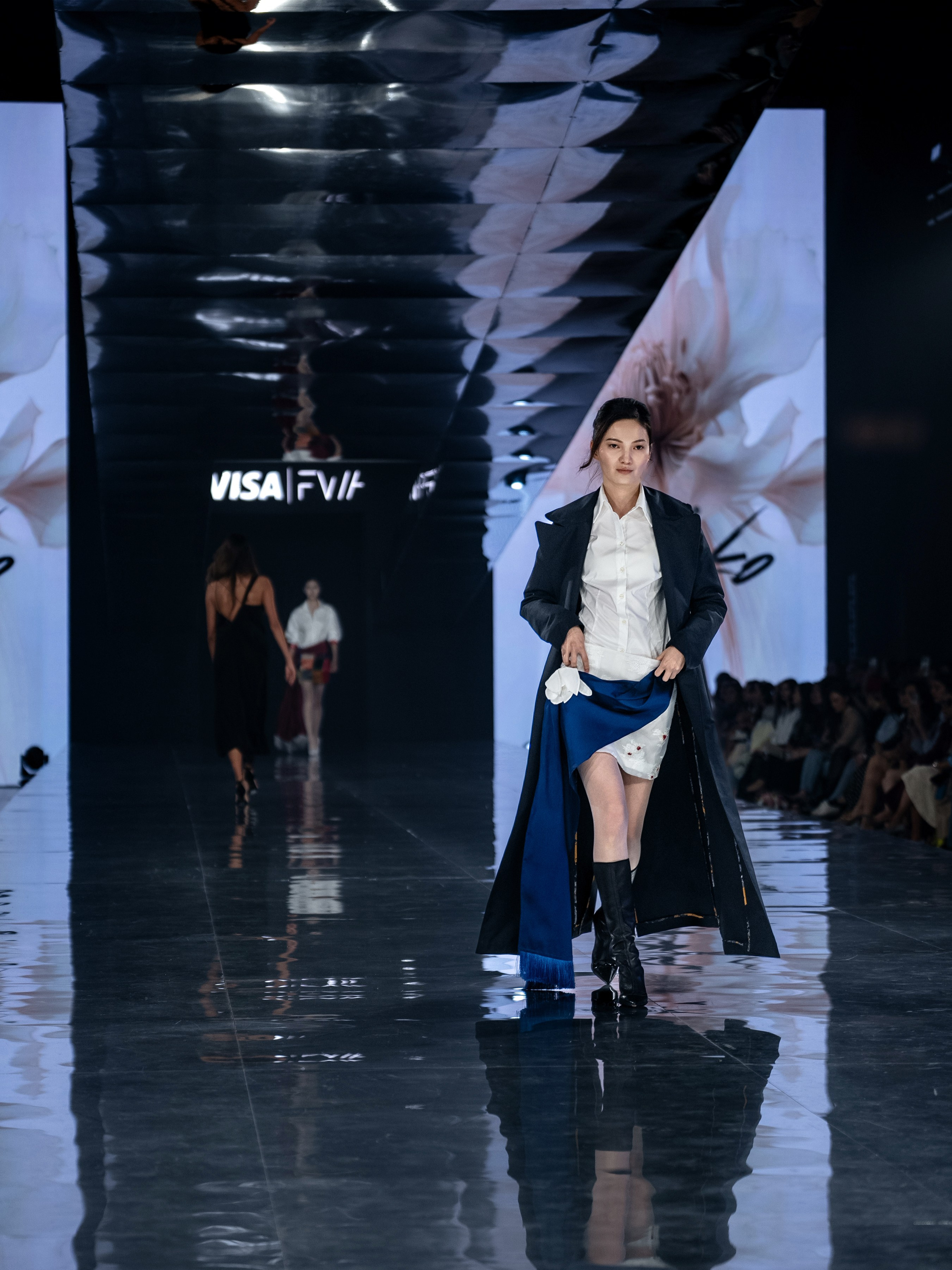 Visa Fashion Week Sako. Сайт Алматинского НЮ АРТ, будуар и фэшн фотографа Дениса Карпенко