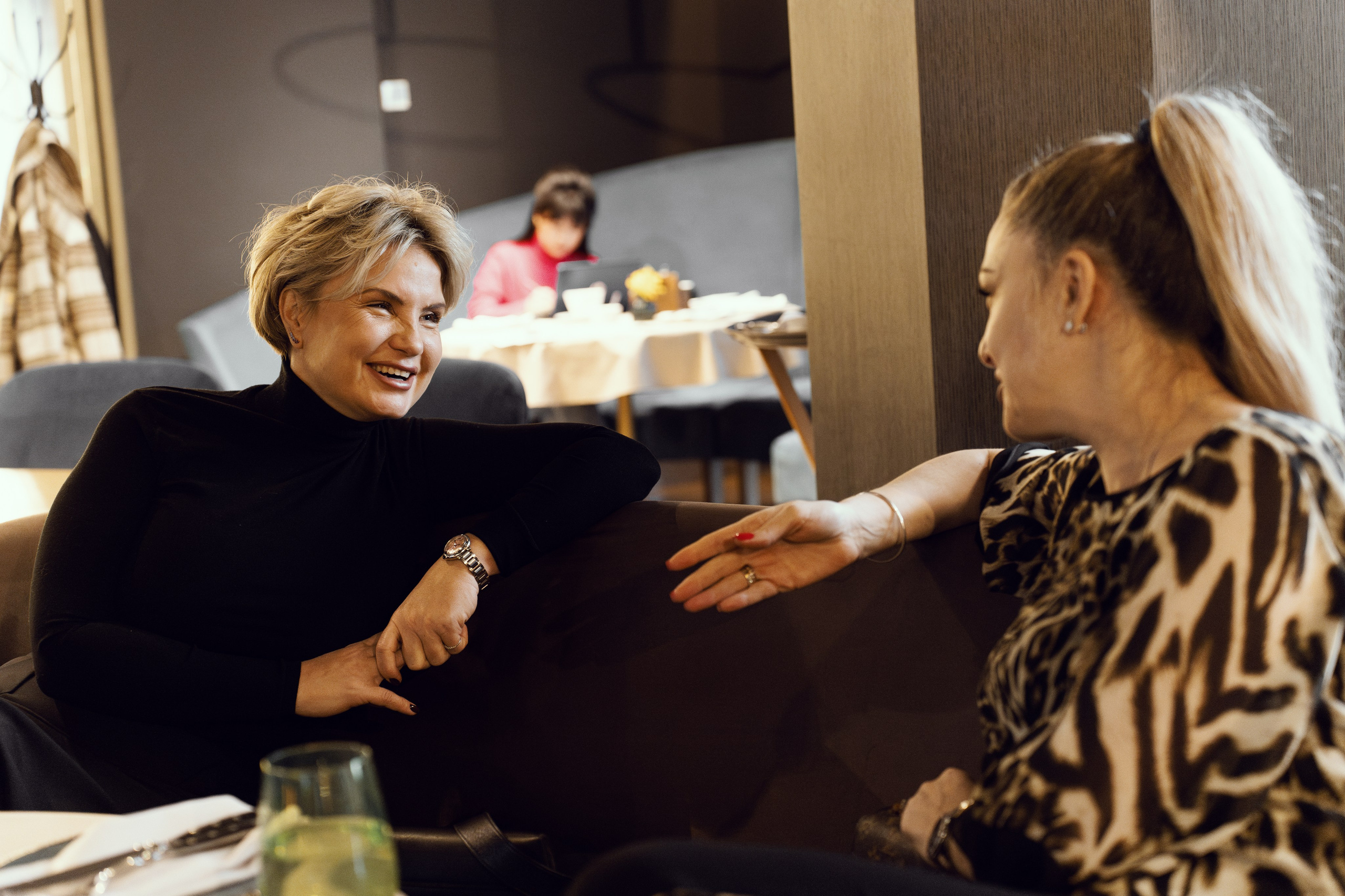 СБЕР 8 марта. ФОТОГРАФ ИВАН СЕЛИВАНОВ