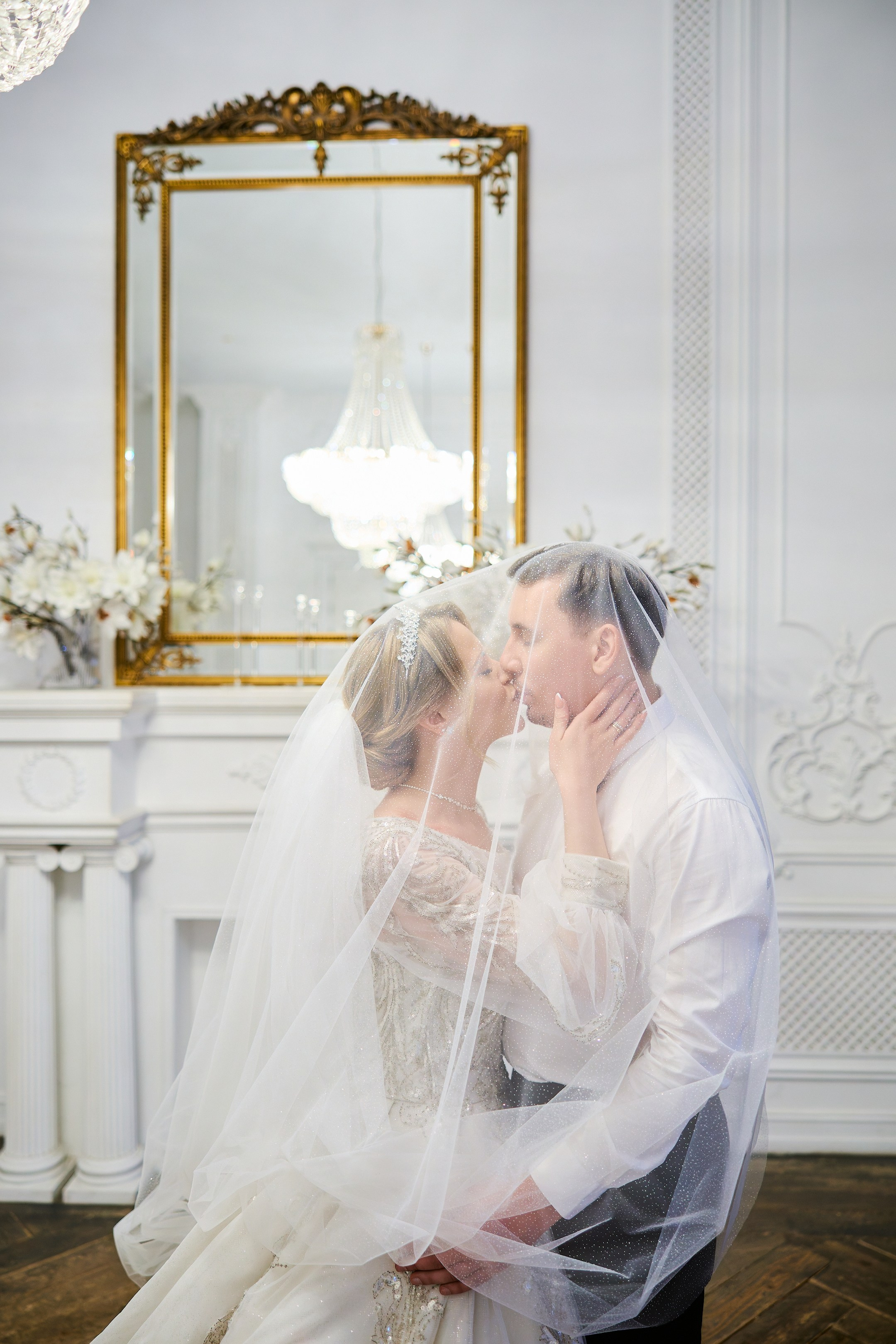 Свадебная фотосессия в студии. Свадебный фотограф Сергей Колбинский