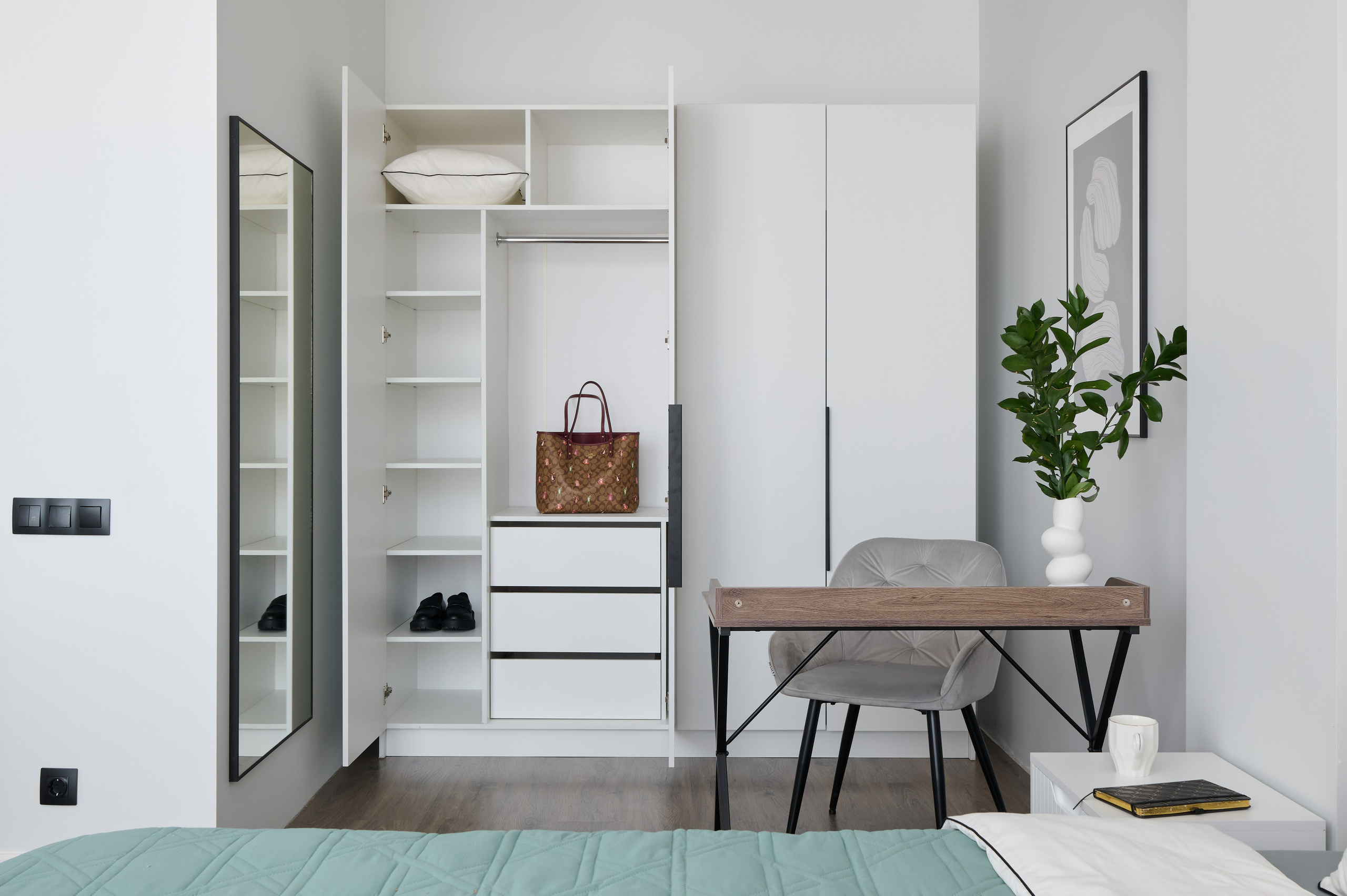 Белая просторная студия 2024. Интерьерный и архитектурный фотограф Москва и МО. Свободный Роман