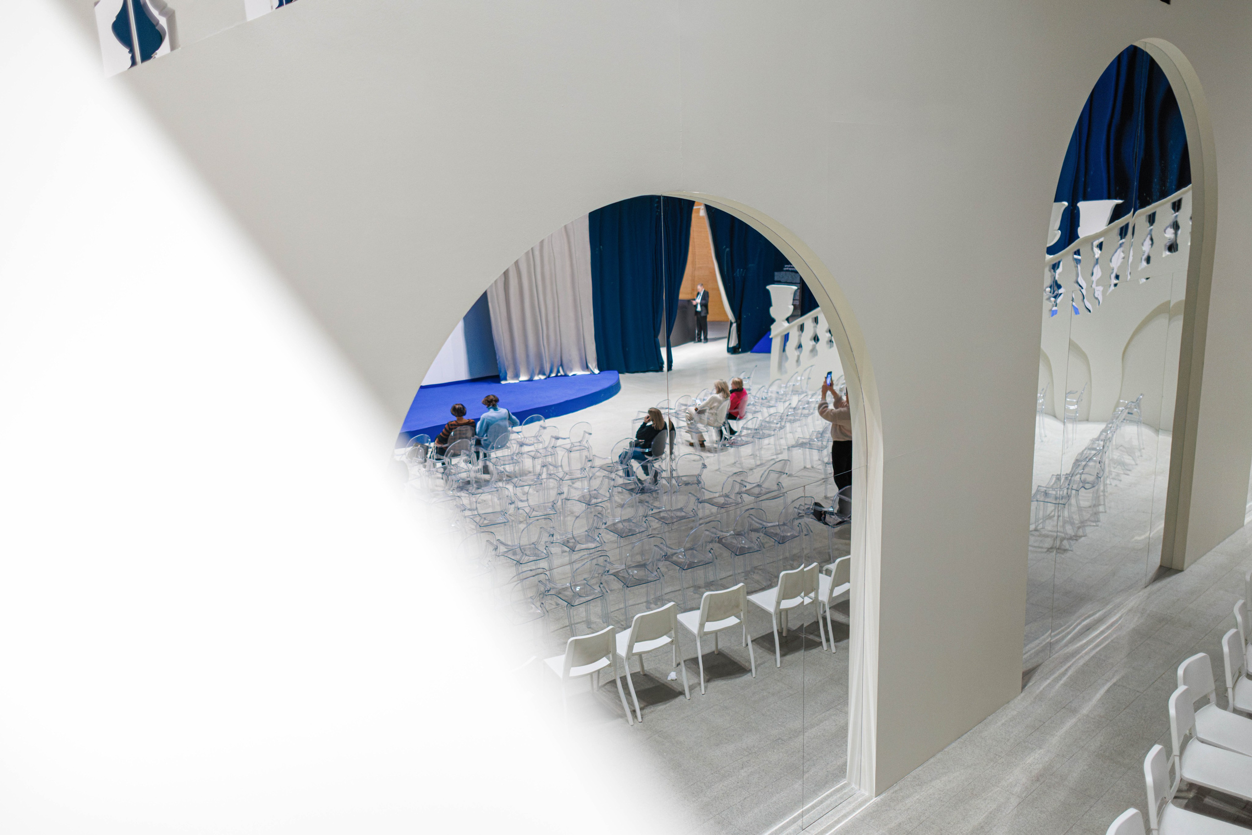 «Все Бенуа Всё Бенуа» в Манеже. Фотограф Балаев Михаил