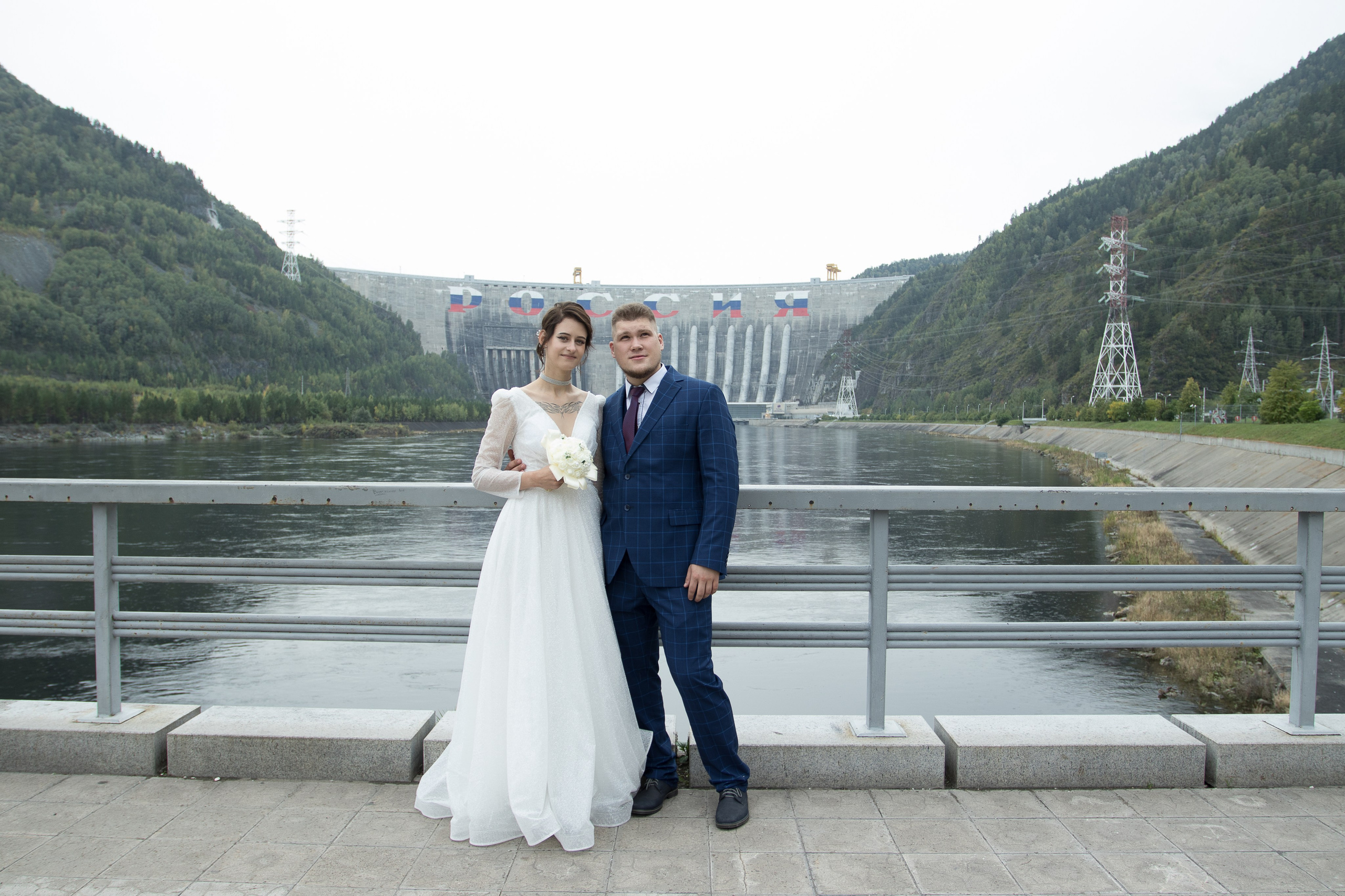 Свадебная фотосессия в Саяногорске. Портреты с душой: Иван Зиновьев -Фотограф в Саяногорске