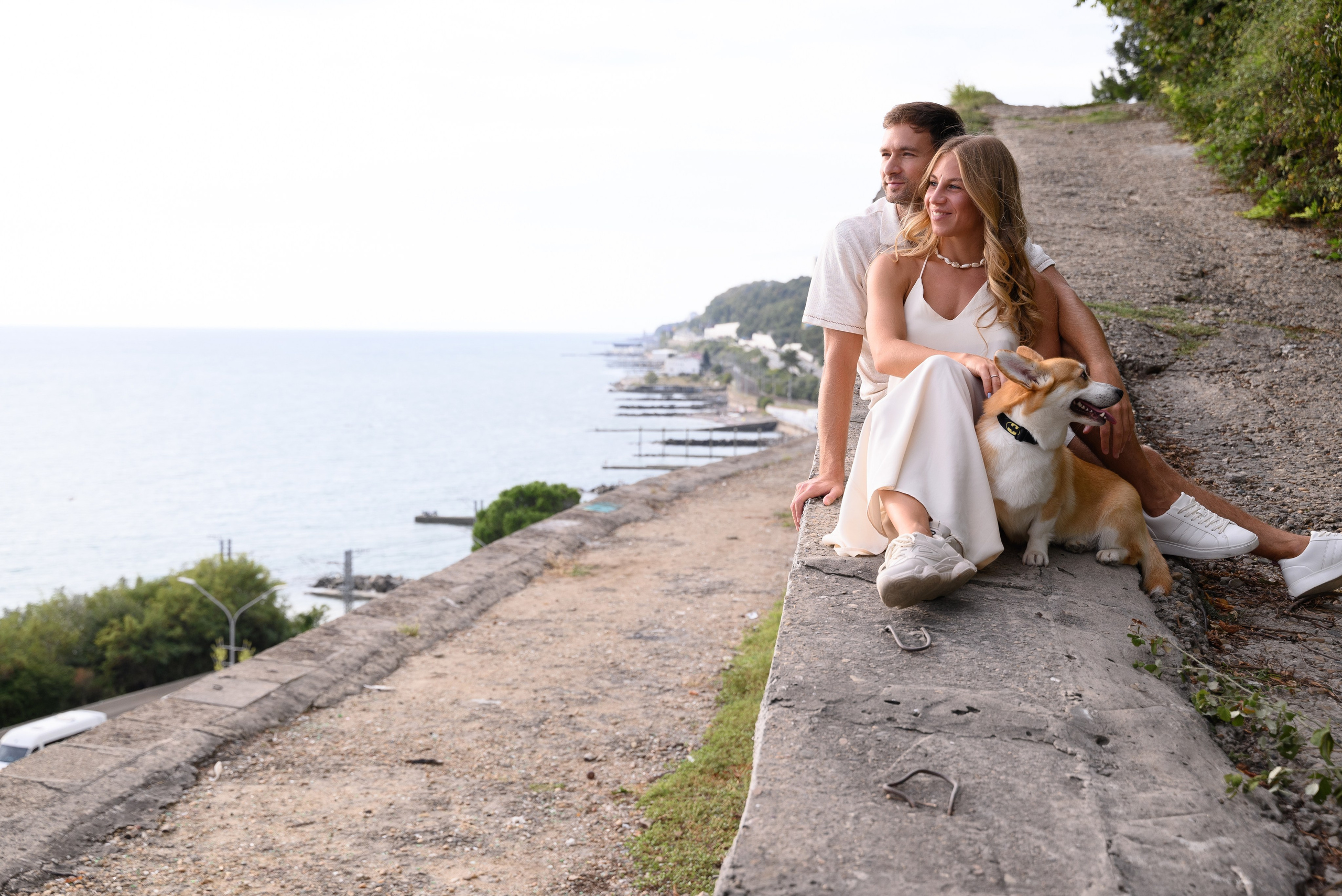 Фотограф Сочи помогает влюбленным создать идеальную фотосессию на берегу моря, которая будет полна романтики и искренних эмоций