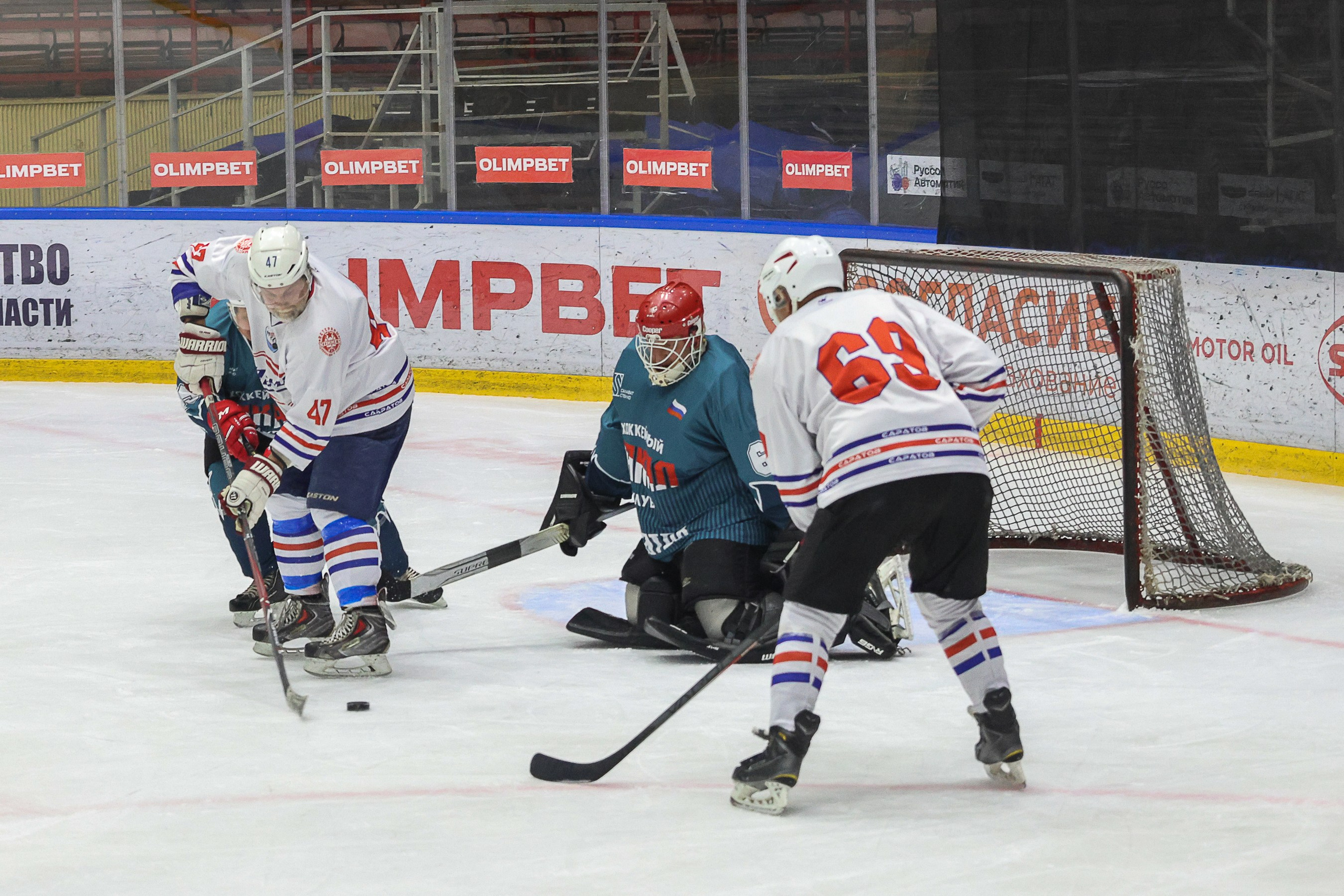 НПХЛ Саратов. Фотограф Дмитрий Алексеев