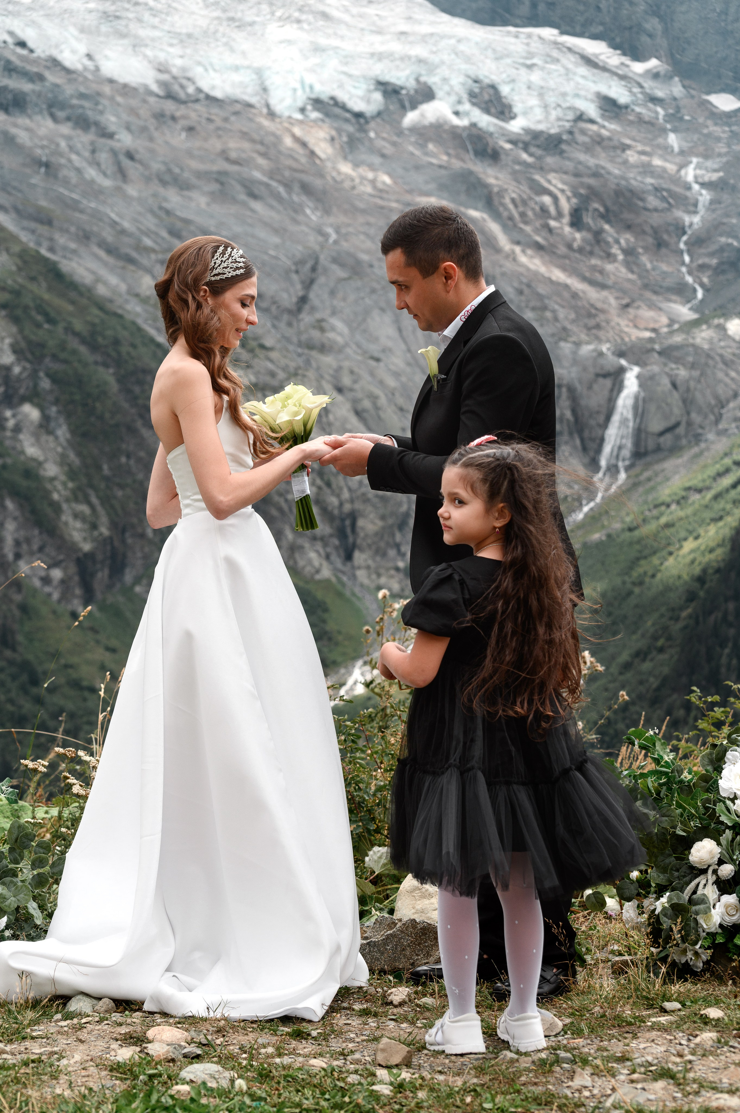 Горная свадьба Рината и Регины (09.09.24). Свадебный и travel фотограф в Волгограде, Сочи, Домбае, Европе
