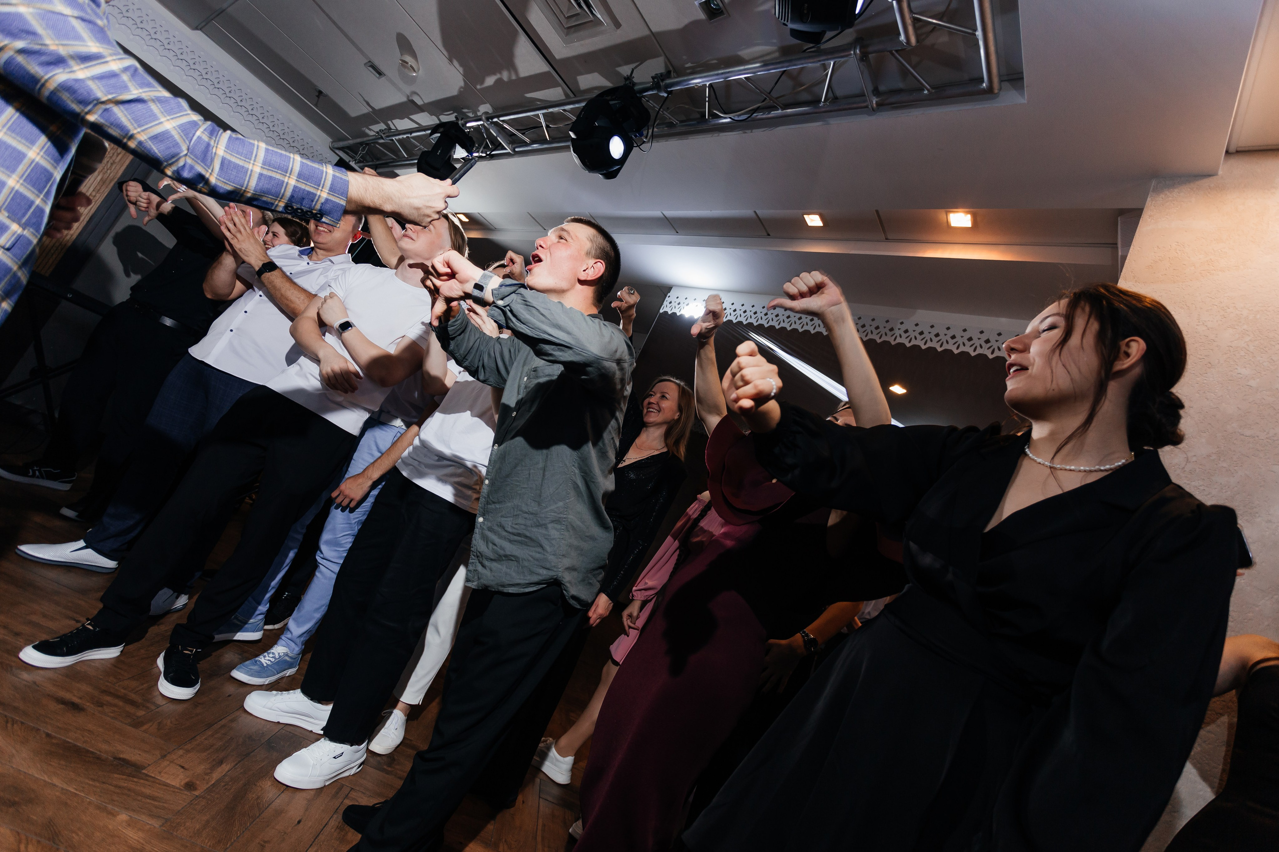 Выпускной 11 «А». Школа № 42. Свадебный фотограф в Краснодаре Николай Крауз