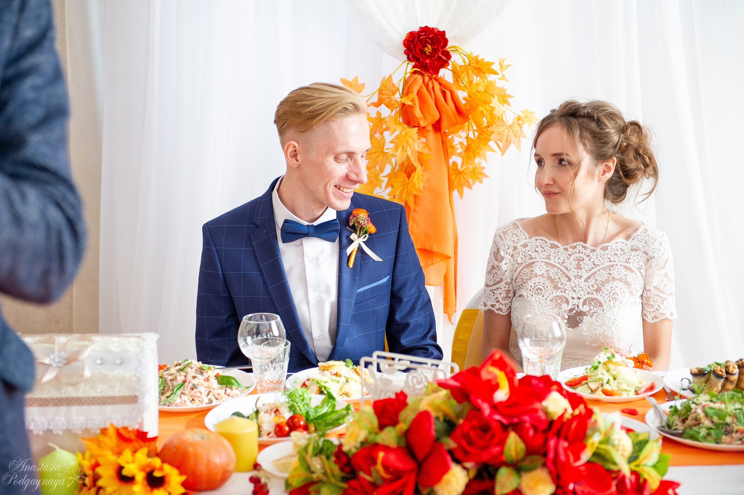 Саша и Арина. Семейный и женский фотограф, контент фотосессия в Екатеринбурге