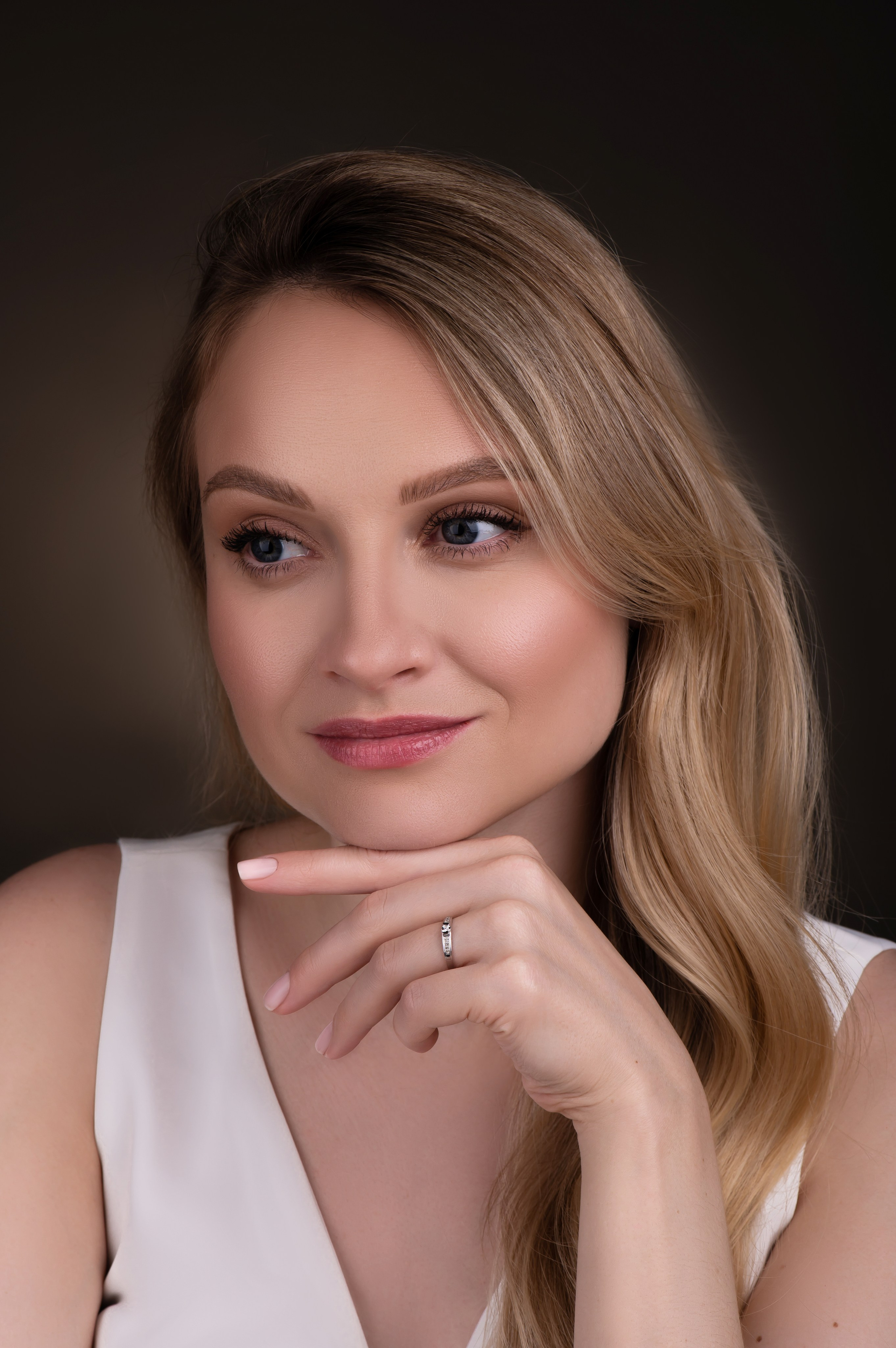 Съемка ювелирных украшений в Санкт-Петербурге. Фотосессия для маркетплейсов