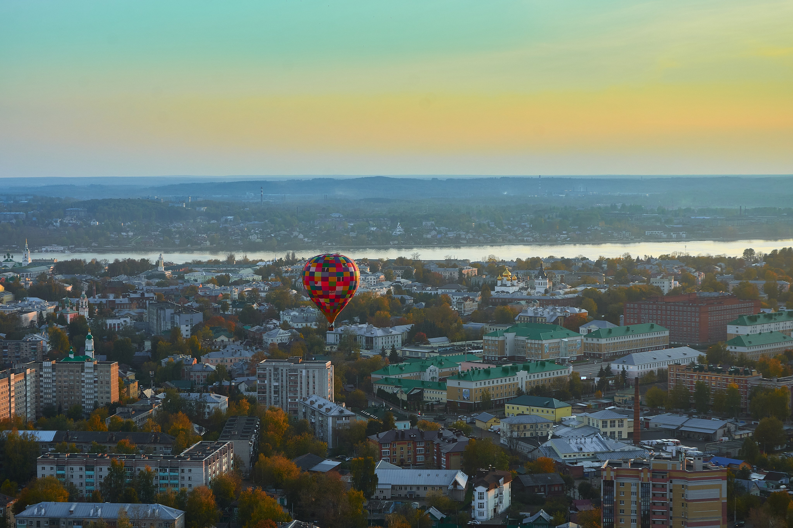 На большом воздушном шаре. Ольга Чёкотова (Фотограф Кострома)