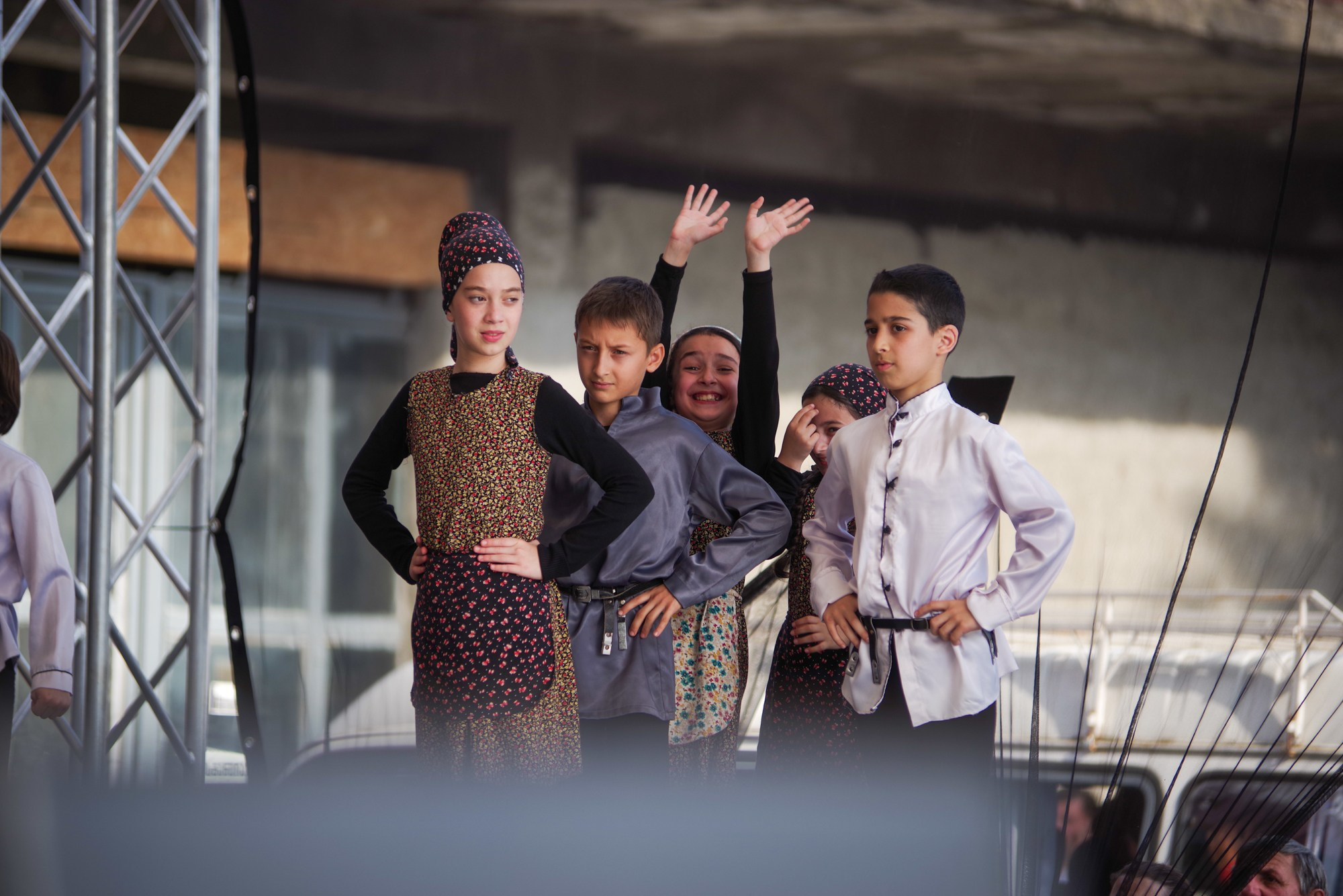 Грузинский танец. Портретный фотограф Денис Милютин