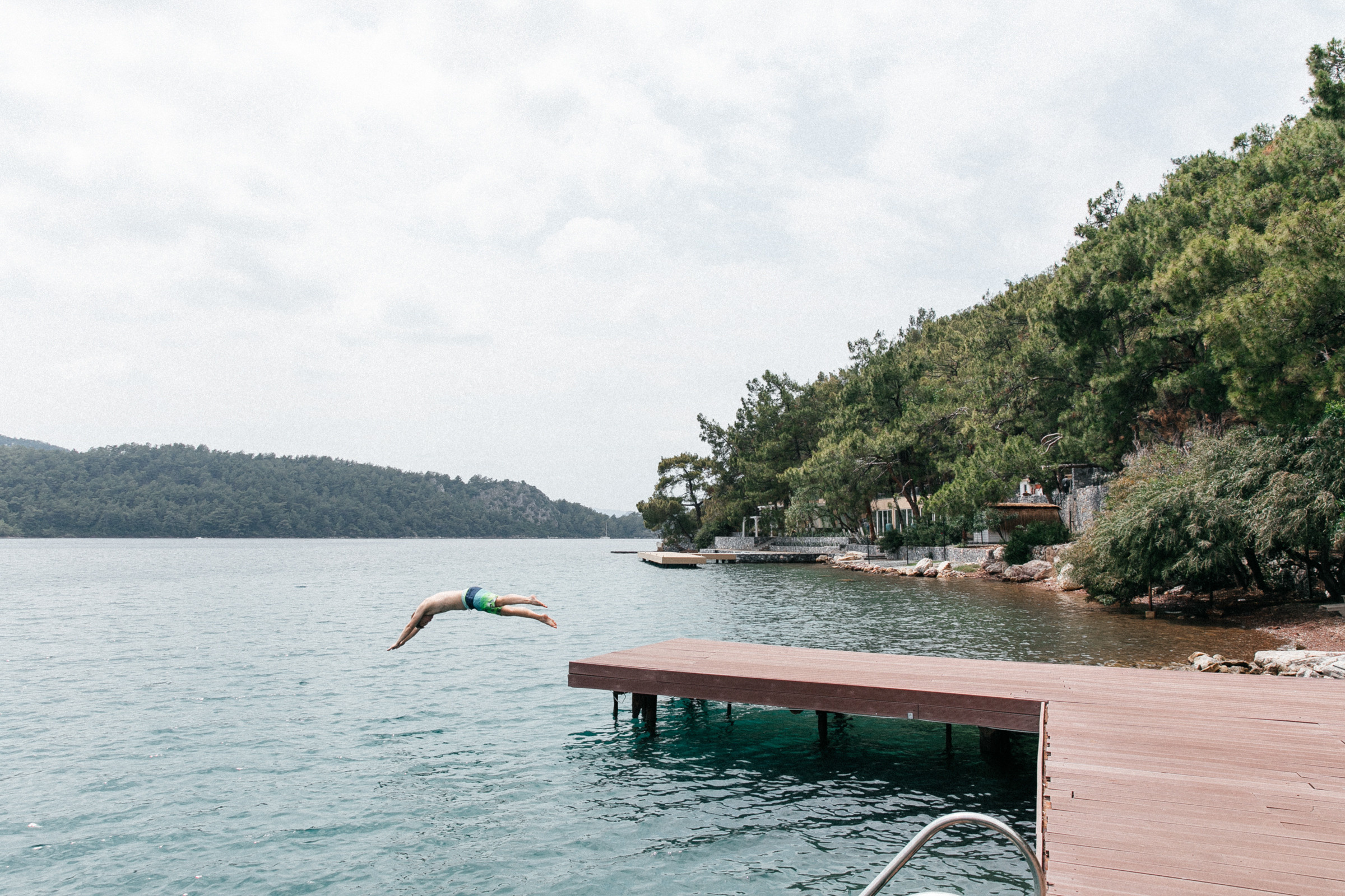 Wedding on the shores of the Aegean. Свадебный и репортажный фотограф