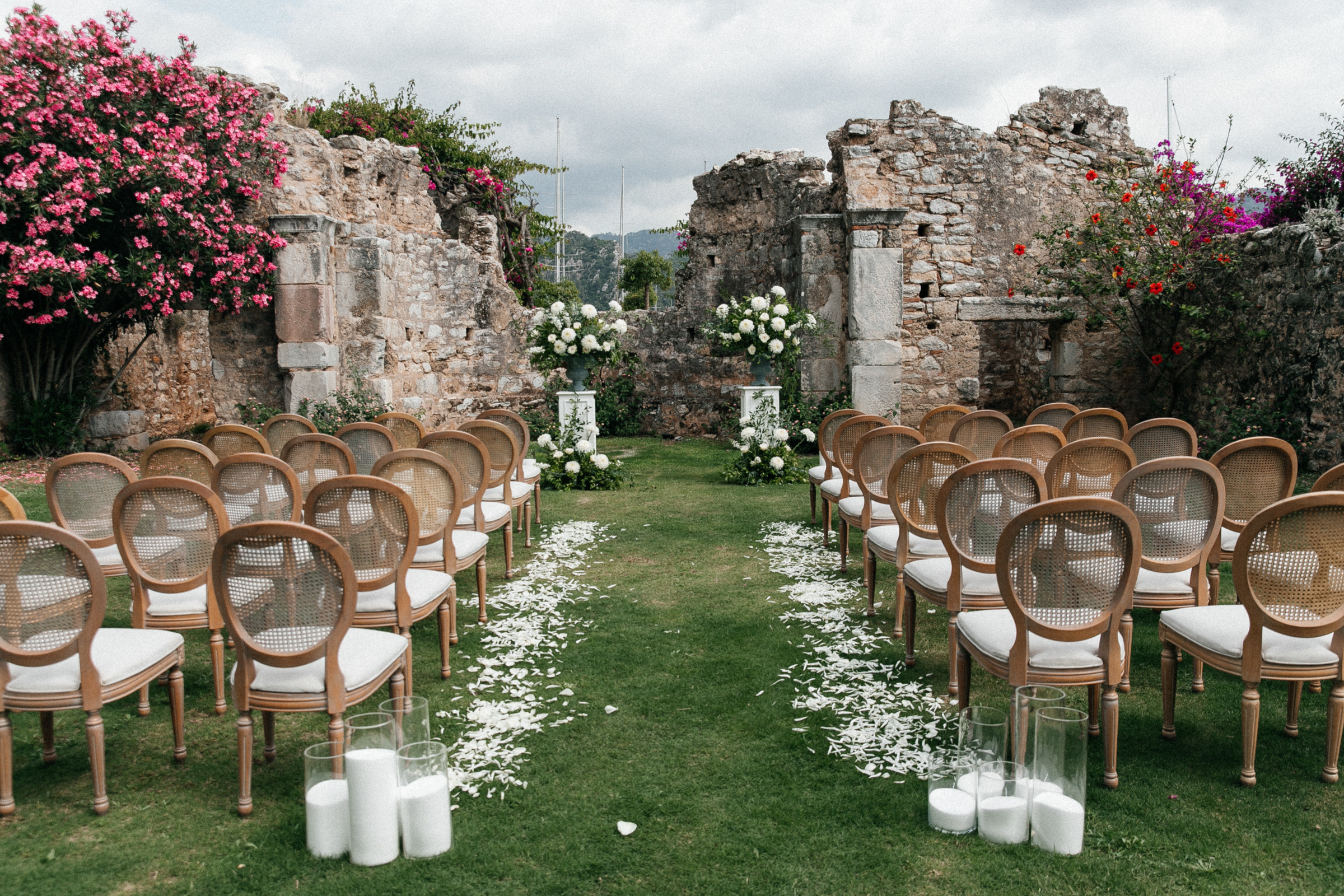 Wedding on the shores of the Aegean. Свадебный и репортажный фотограф