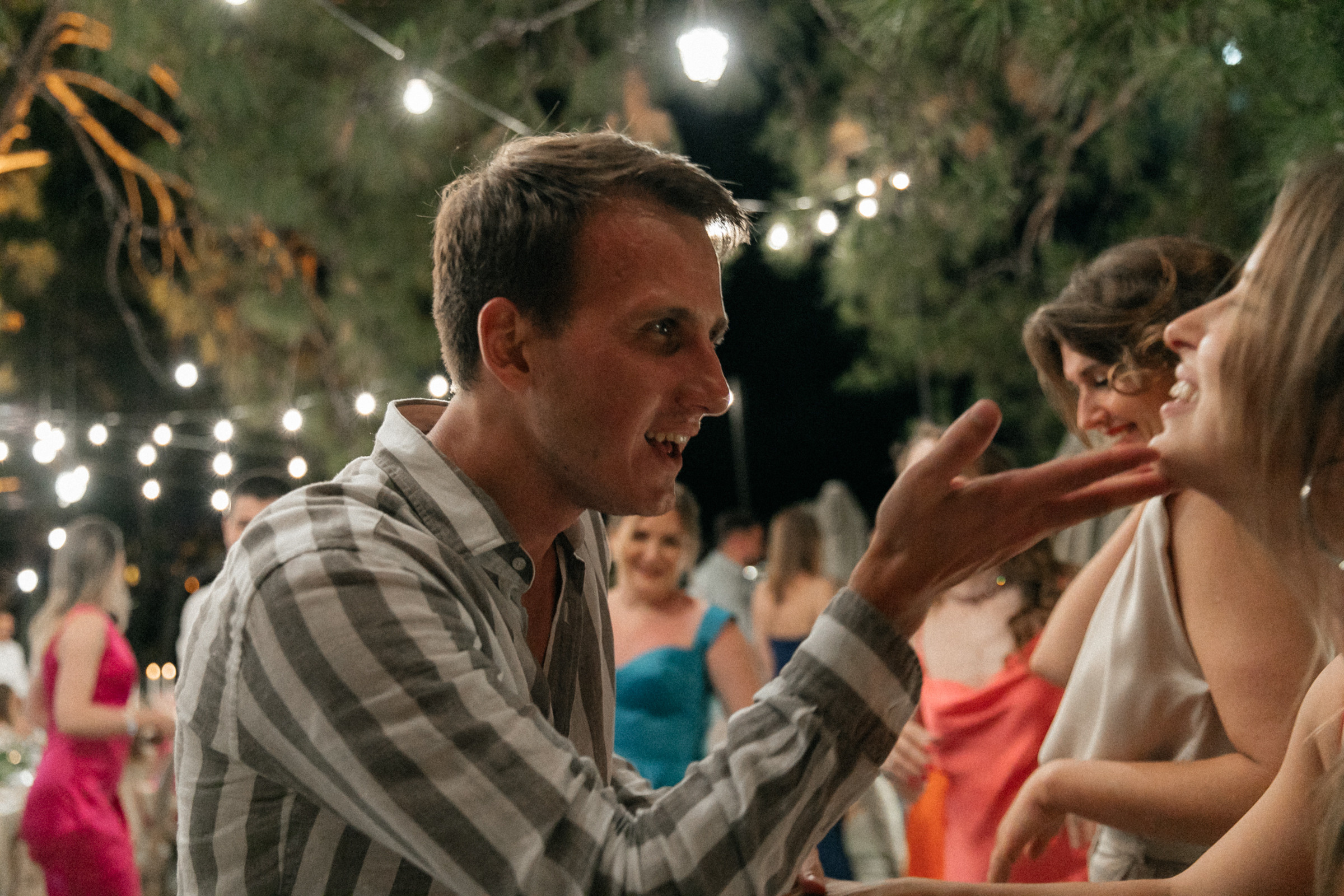 Wedding on the shores of the Aegean. Свадебный и репортажный фотограф
