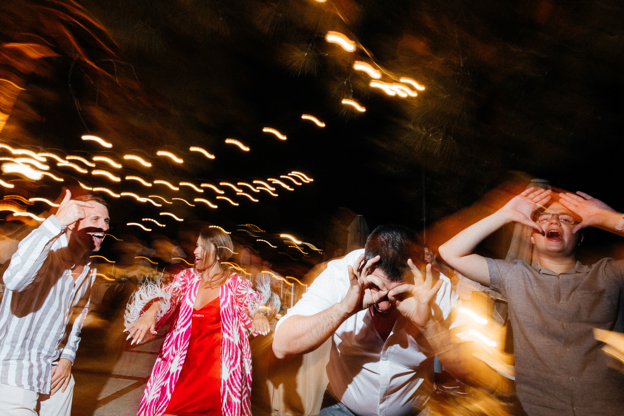 Wedding on the shores of the Aegean. Свадебный и репортажный фотограф