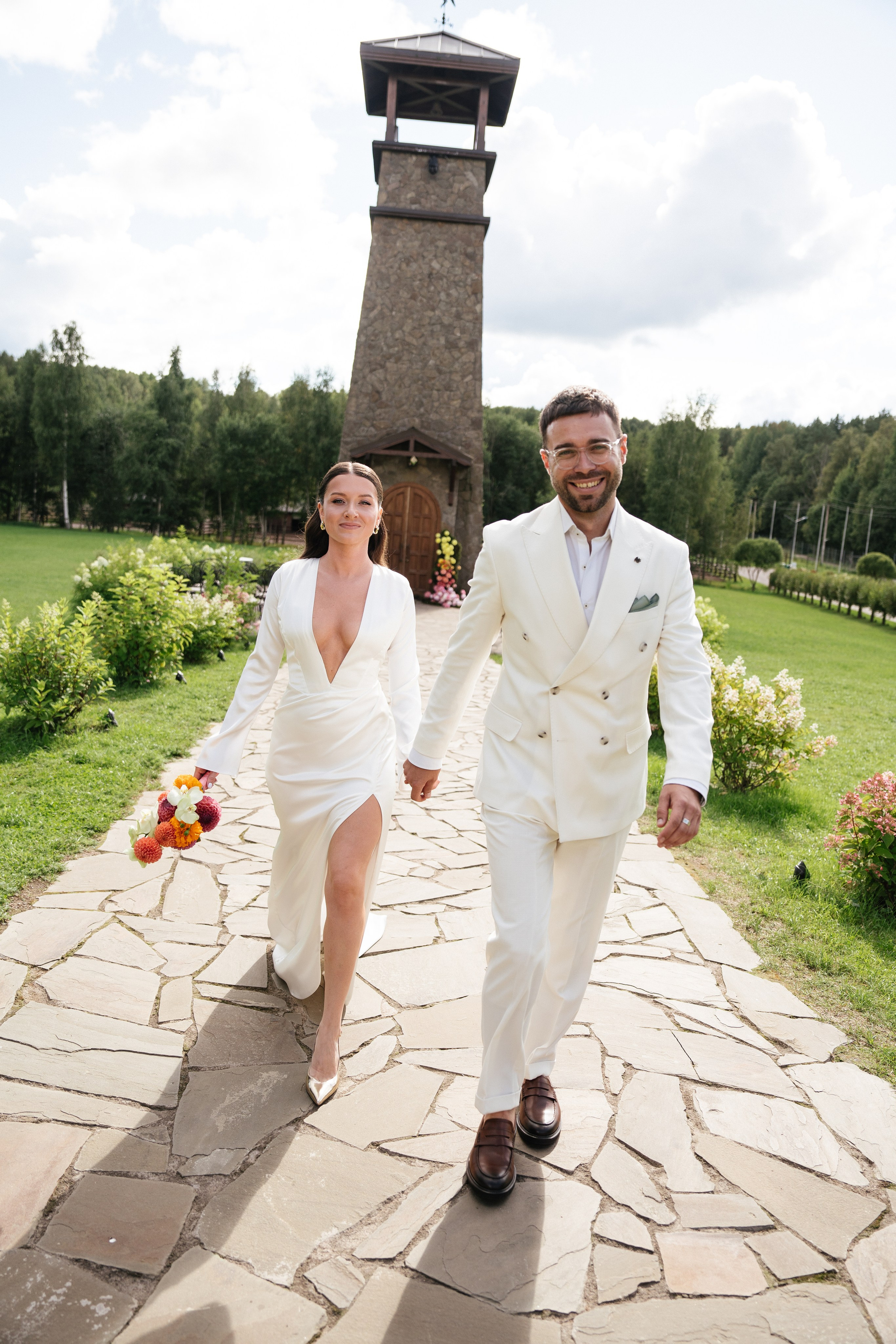 Валерия & Павел. Яркая свадьба в стиле модерн на природе. Свадебный фотограф организатор в Санкт-Петербурге Ассоль Опарина