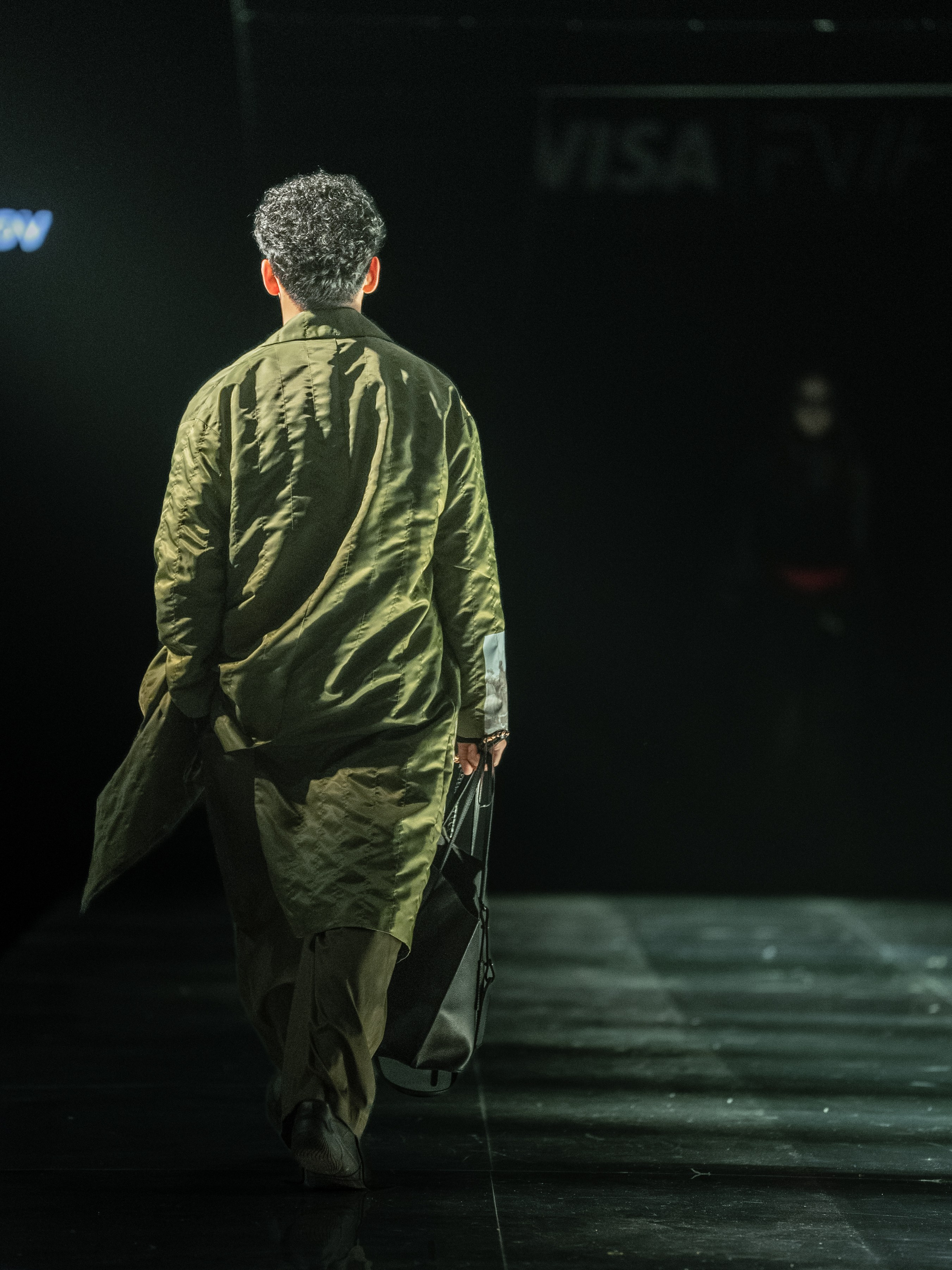 Visa Fashion Week Almaty Pre-Fall 2026 April Leonid Zherebtsov. Сайт Алматинского НЮ АРТ, будуар и фэшн фотографа Дениса Карпенко