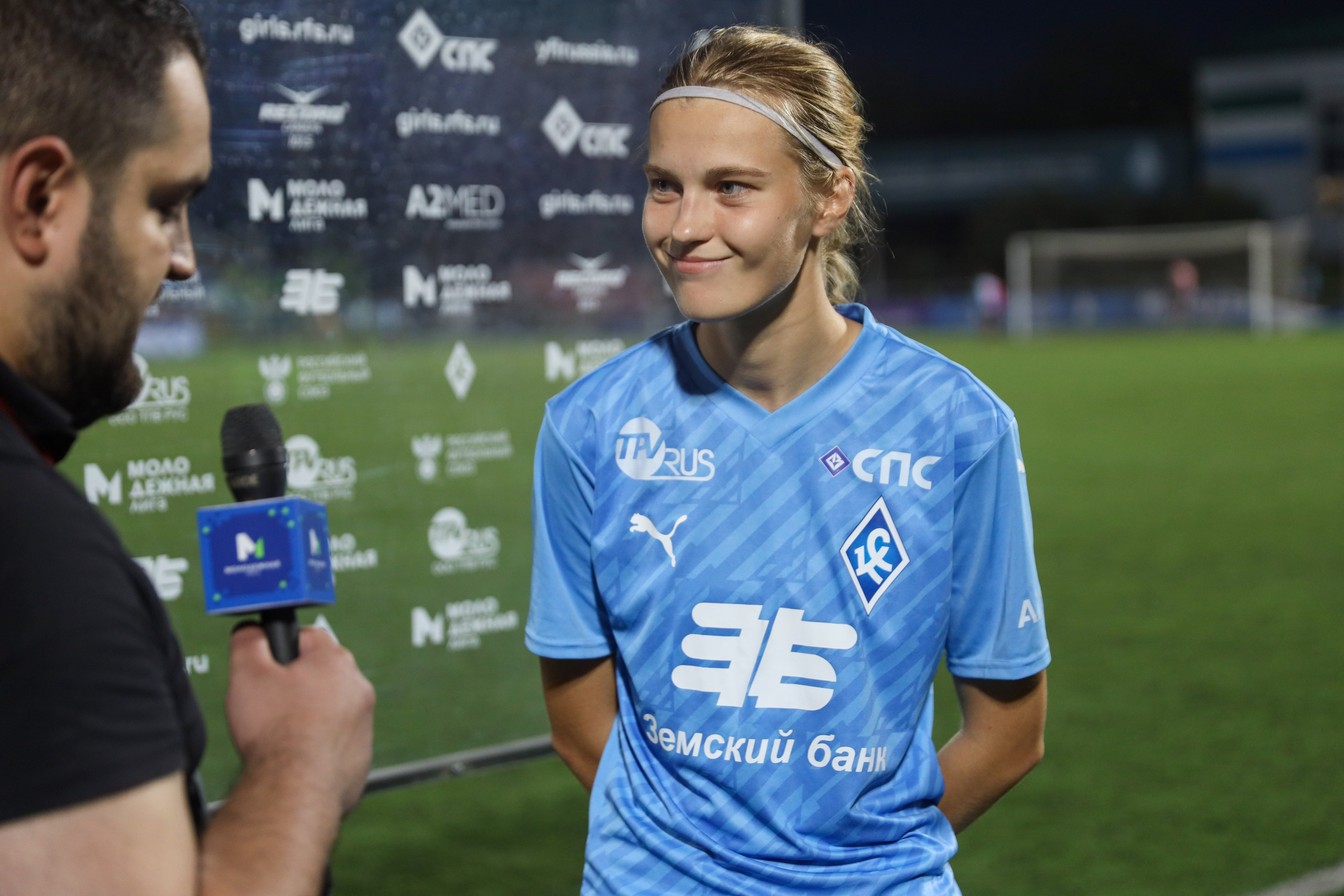 Крылья Советов — Мастер-Сатурн. Молодежная лига по футболу среди женских команд. Спортивный фотограф в Самаре