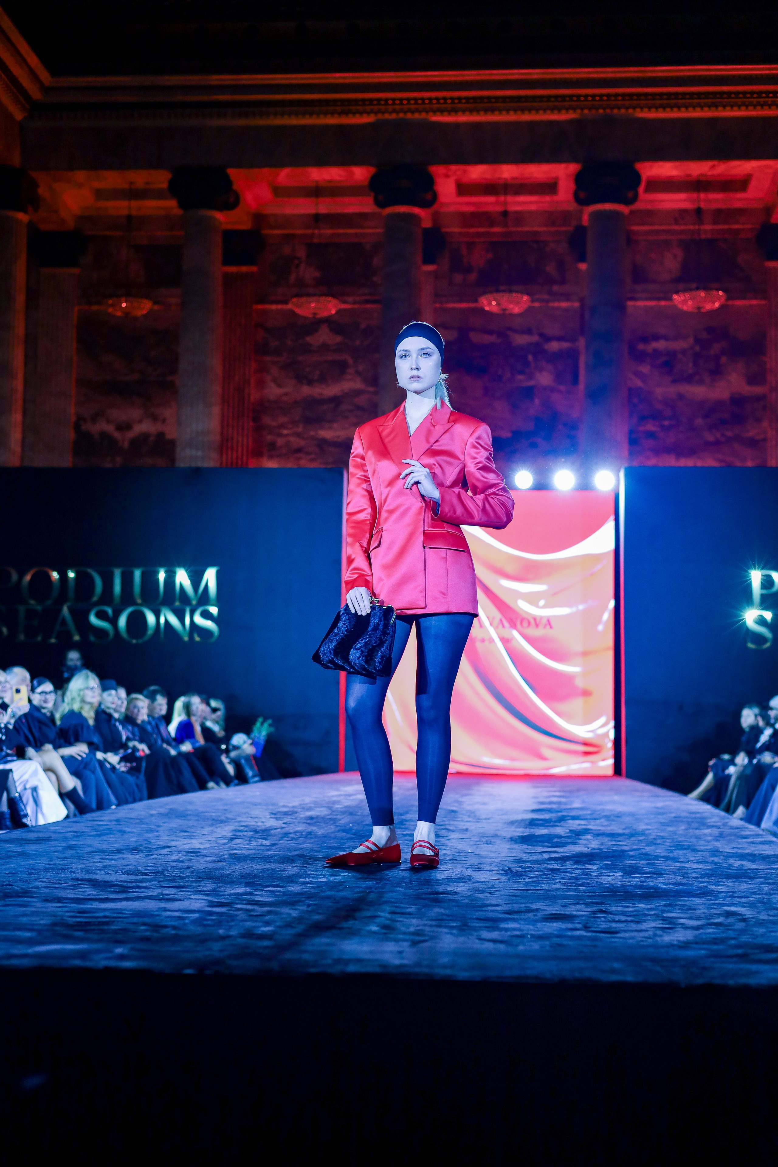 Podium Seasons fw 25/26. LUT