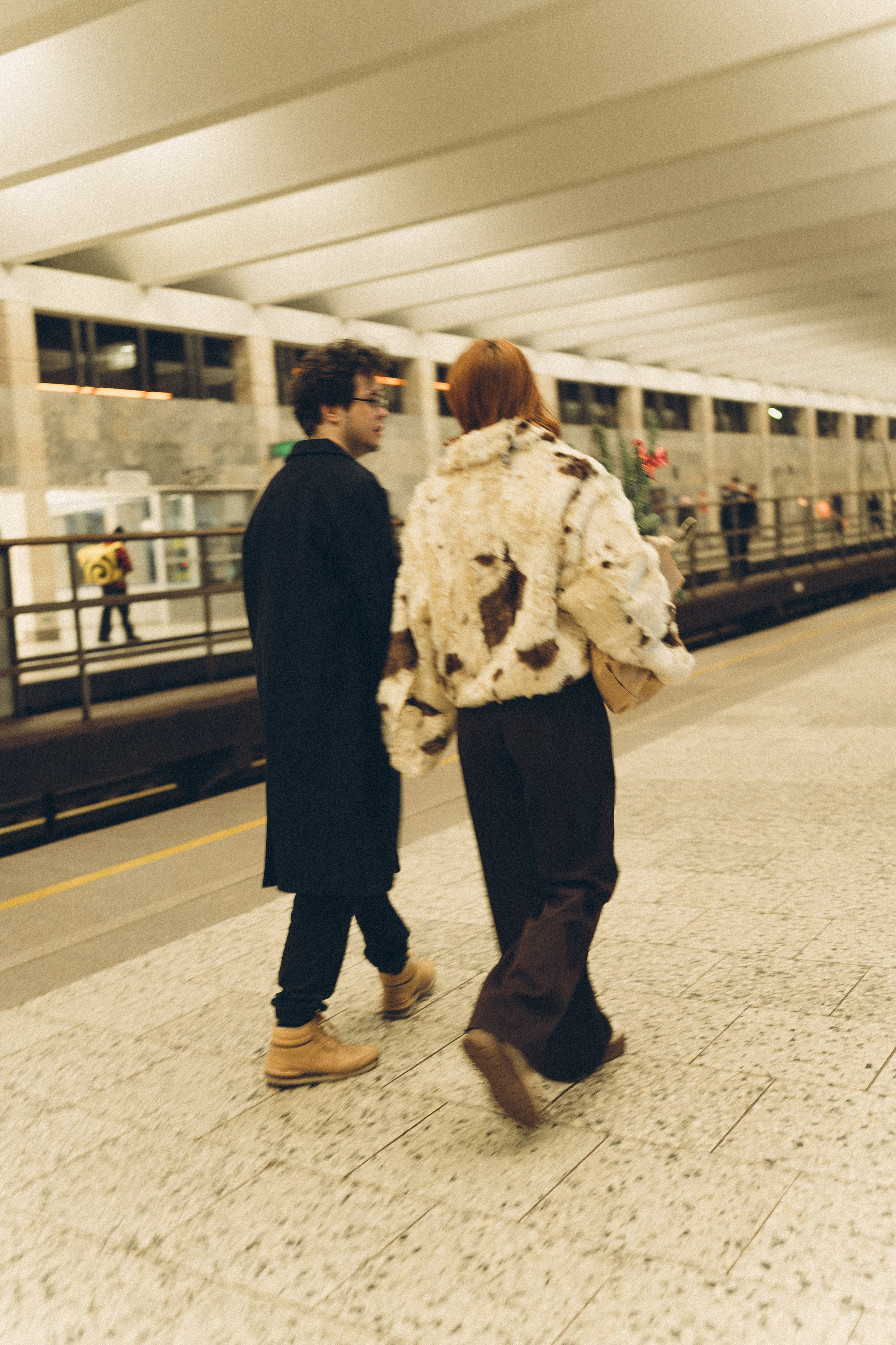 НОВОГОДНЯЯ ФОТОСЕСИИЯ ПАРЫ В МЕТРО ЛЮБОВЬ. Профессиональный фотограф, Санкт-Петербург — Виктория Богомолова