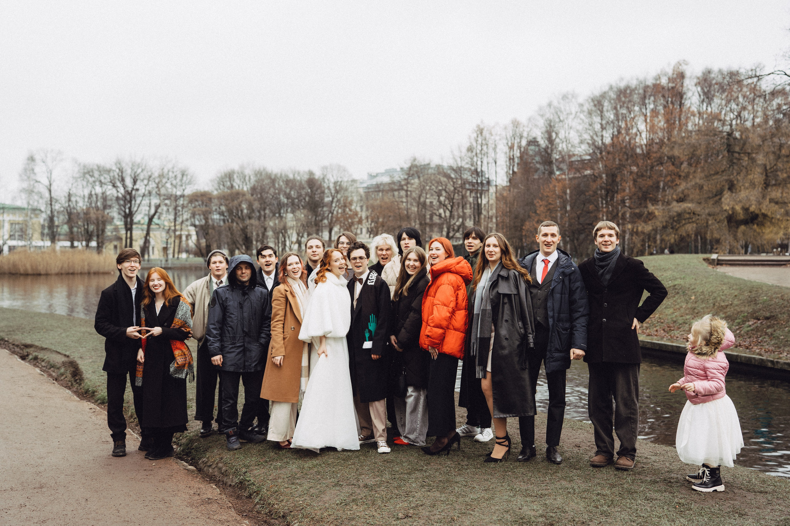 СВАДЕБНАЯ СЬЕМКА ВО ВТОРОМ ДВОРЦЕ С ГОСТЯМИ И ПРОГУЛКА В ТАВРИЧЕСКОМ САДУ. Профессиональный фотограф, Санкт-Петербург — Виктория Богомолова