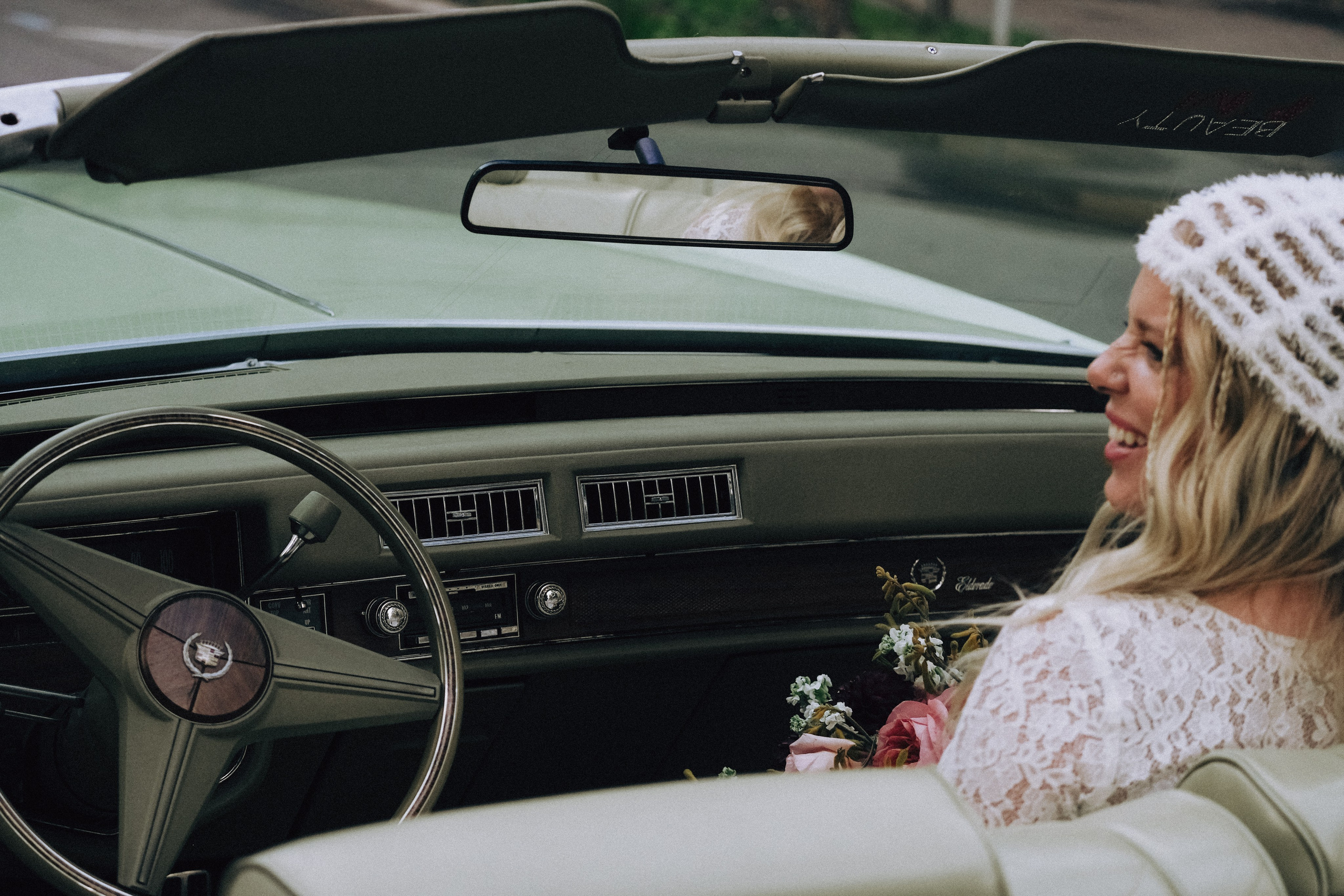 СВАДЕБНАЯ СЬЕМКА С КАБРИОЛЕТОМ В САНТК-ПЕТЕРБУРГЕ НА ПЕТРОГРАДКЕ В ОТЕЛЕ ПАНОРАМИКА. Профессиональный фотограф, Санкт-Петербург — Виктория Богомолова