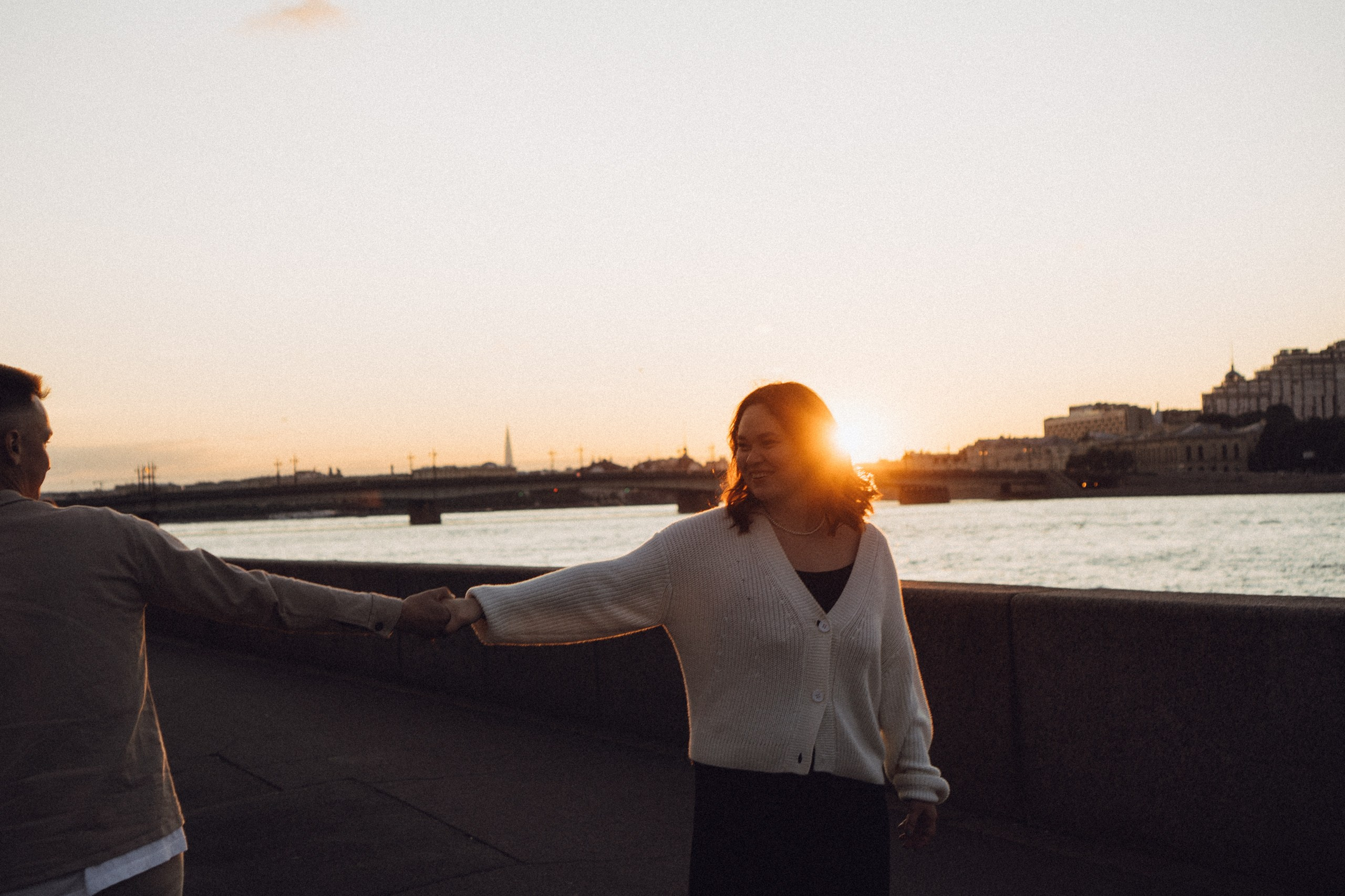 Любовная прогулка на закате. Профессиональный фотограф, Санкт-Петербург — Виктория Богомолова