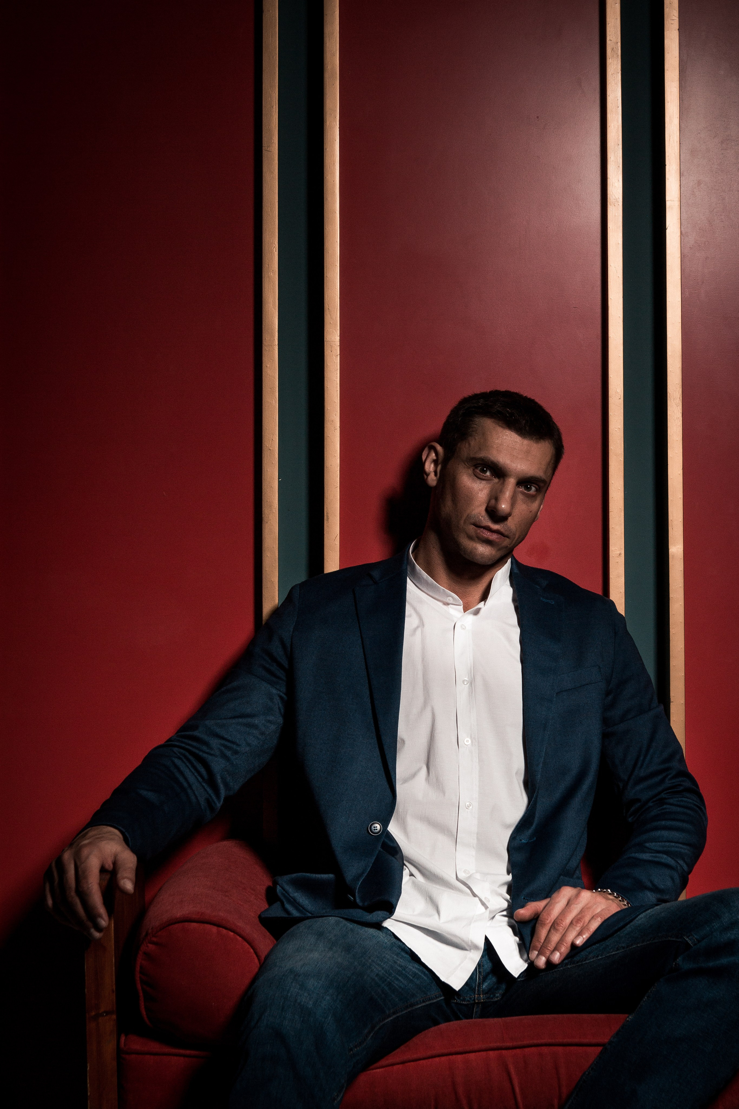 Мужской портрет для души и для бизнеса. Профессиональный фотограф в Санкт-Петербурге Александр Волосенцев