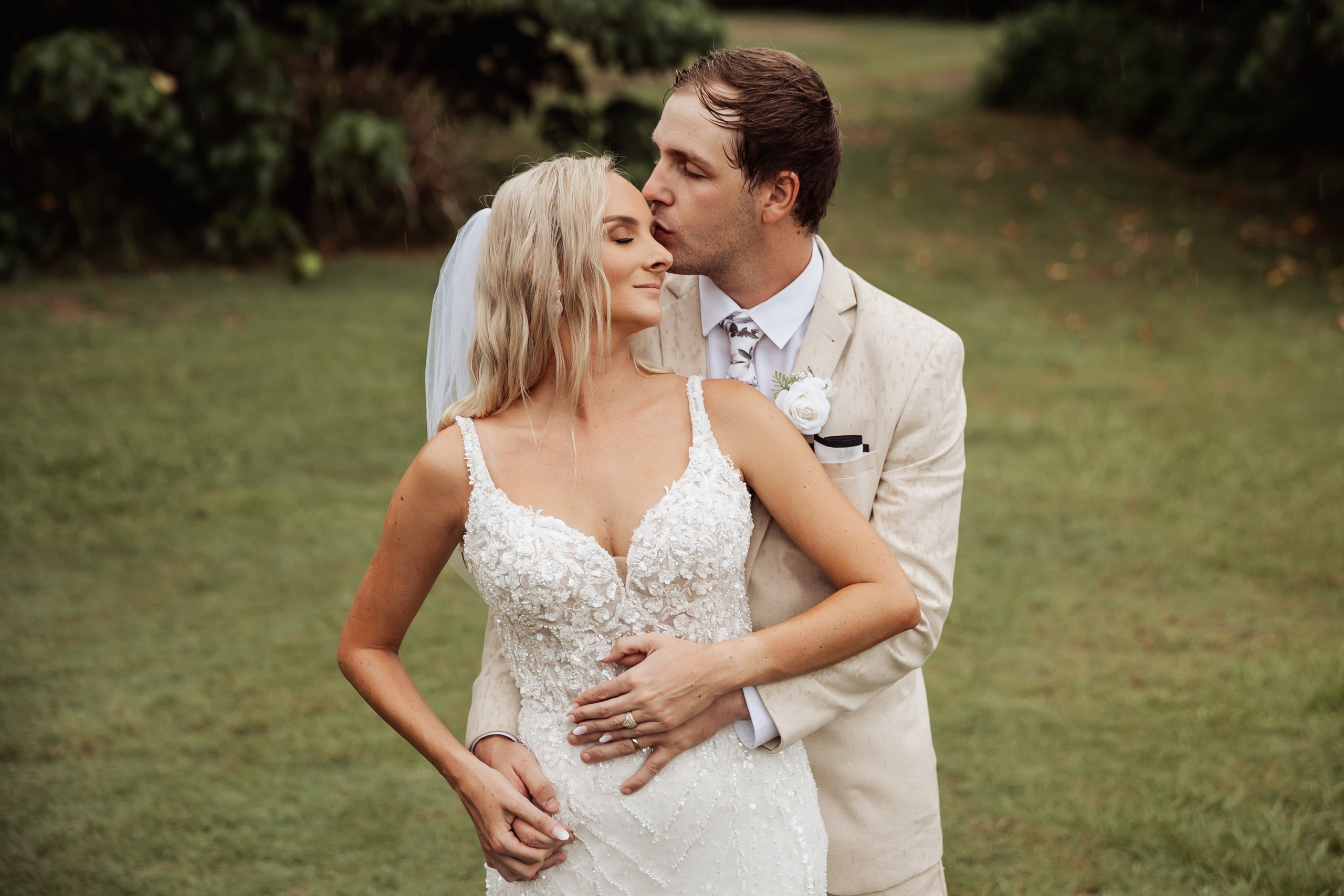 …Timeless connection. Golden Moments Editing — We do Wedding’s Retouch and Video Editing