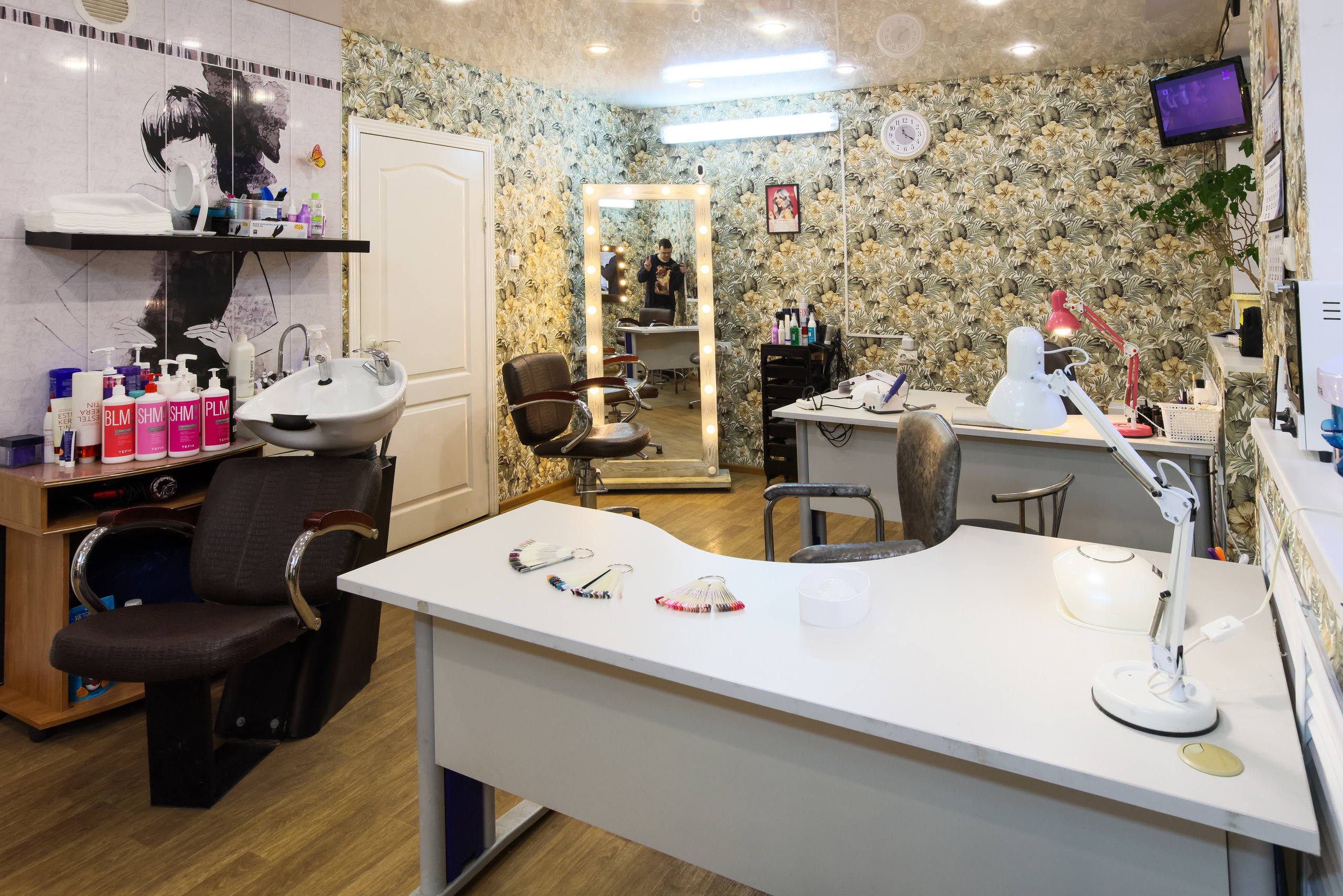 Интерьерная фотосъемка для парикмахерской Felicita, Тула. Фотограф в Туле Крупский АнДРей. Фотостудия «КАДР71» в Туле