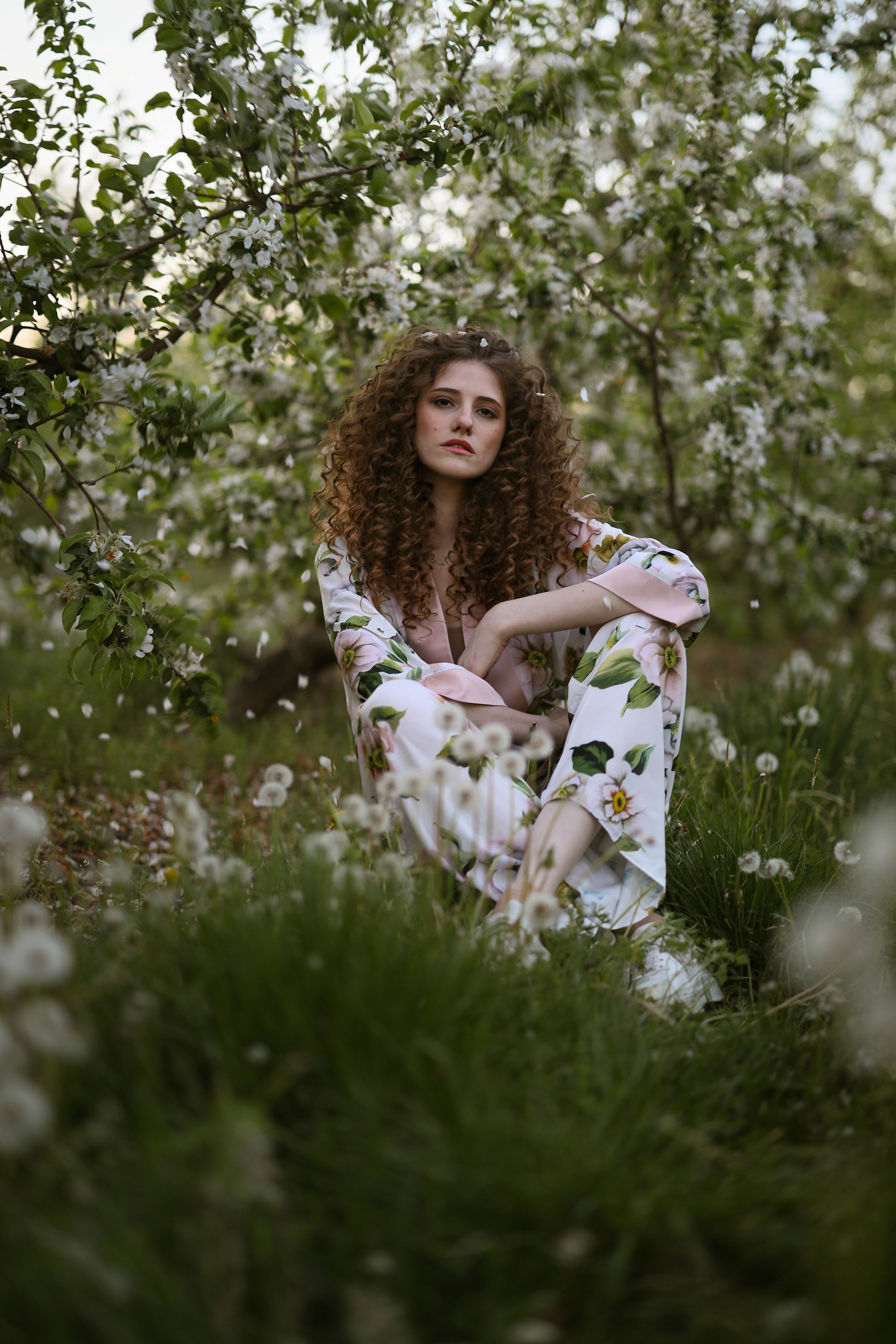 Фотосессия для девушки в Абхазии: романтические моменты в Гаграх