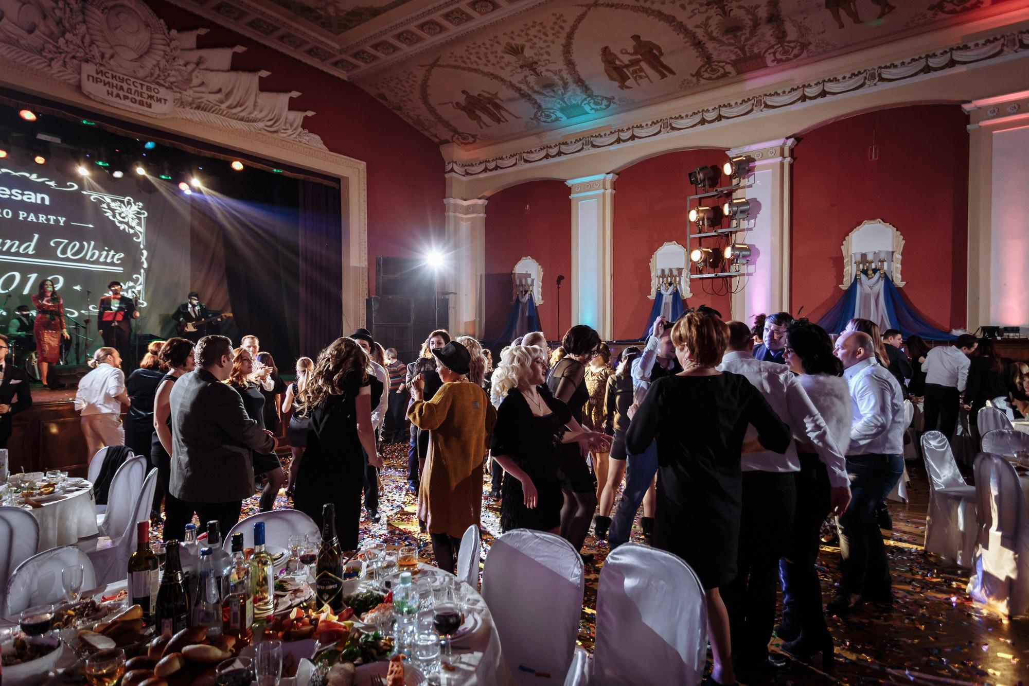 Десан. Фотограф на свадьбу корпоратив репортаж Артем Бочаров Москва