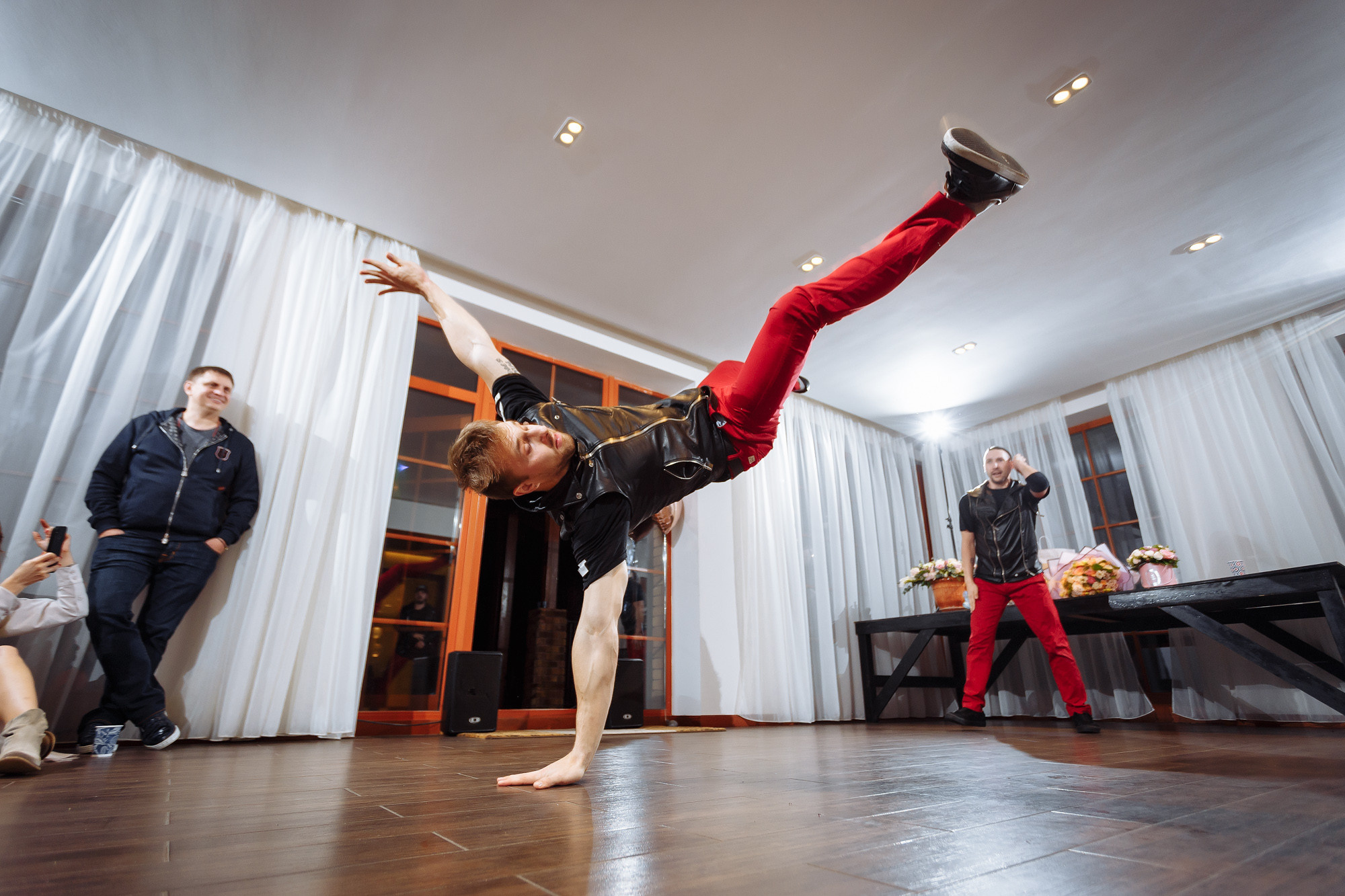 День рождения Оли. Фотограф на свадьбу корпоратив репортаж Артем Бочаров Москва