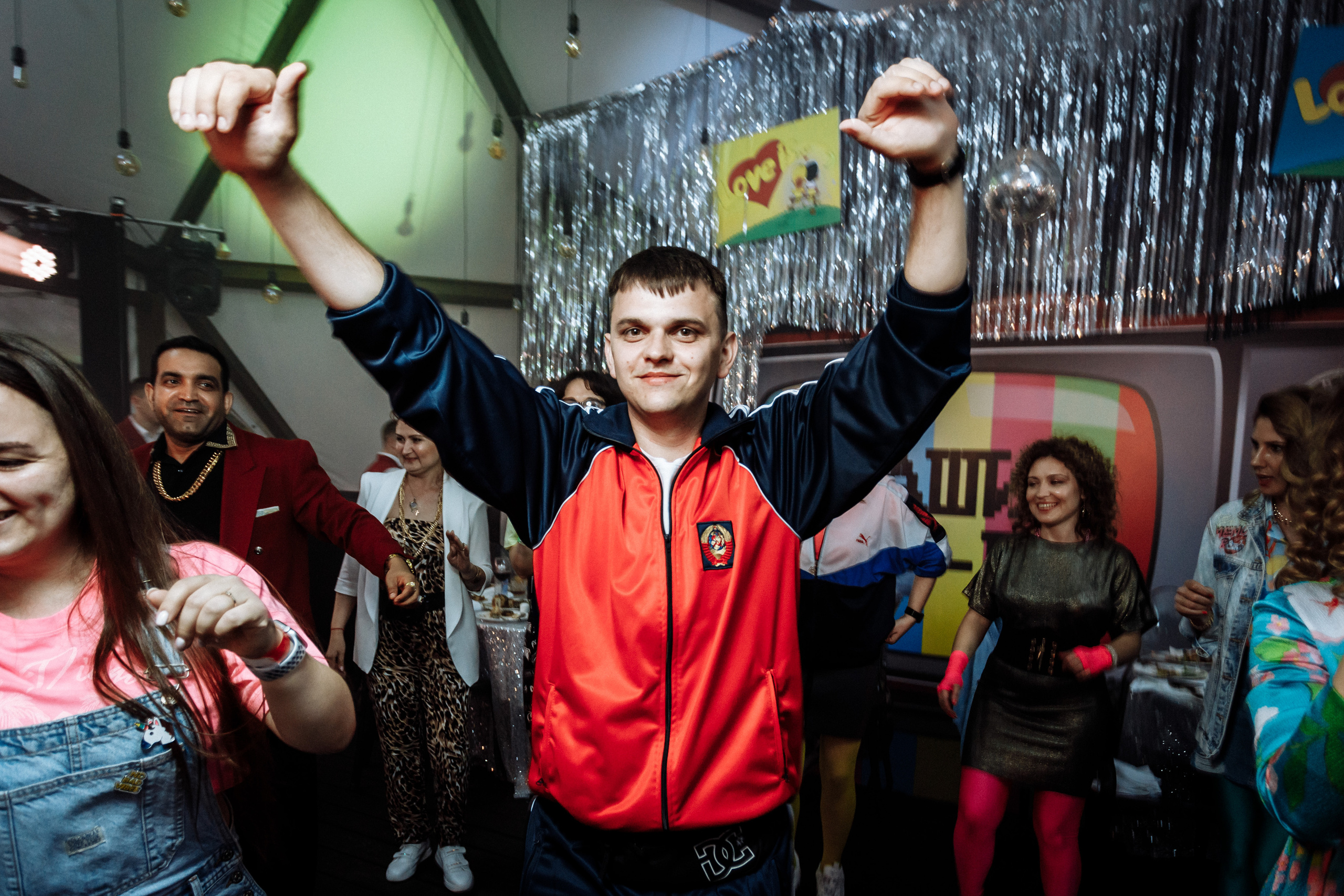 «Наши 90-е». Фотограф на свадьбу корпоратив репортаж Артем Бочаров Москва