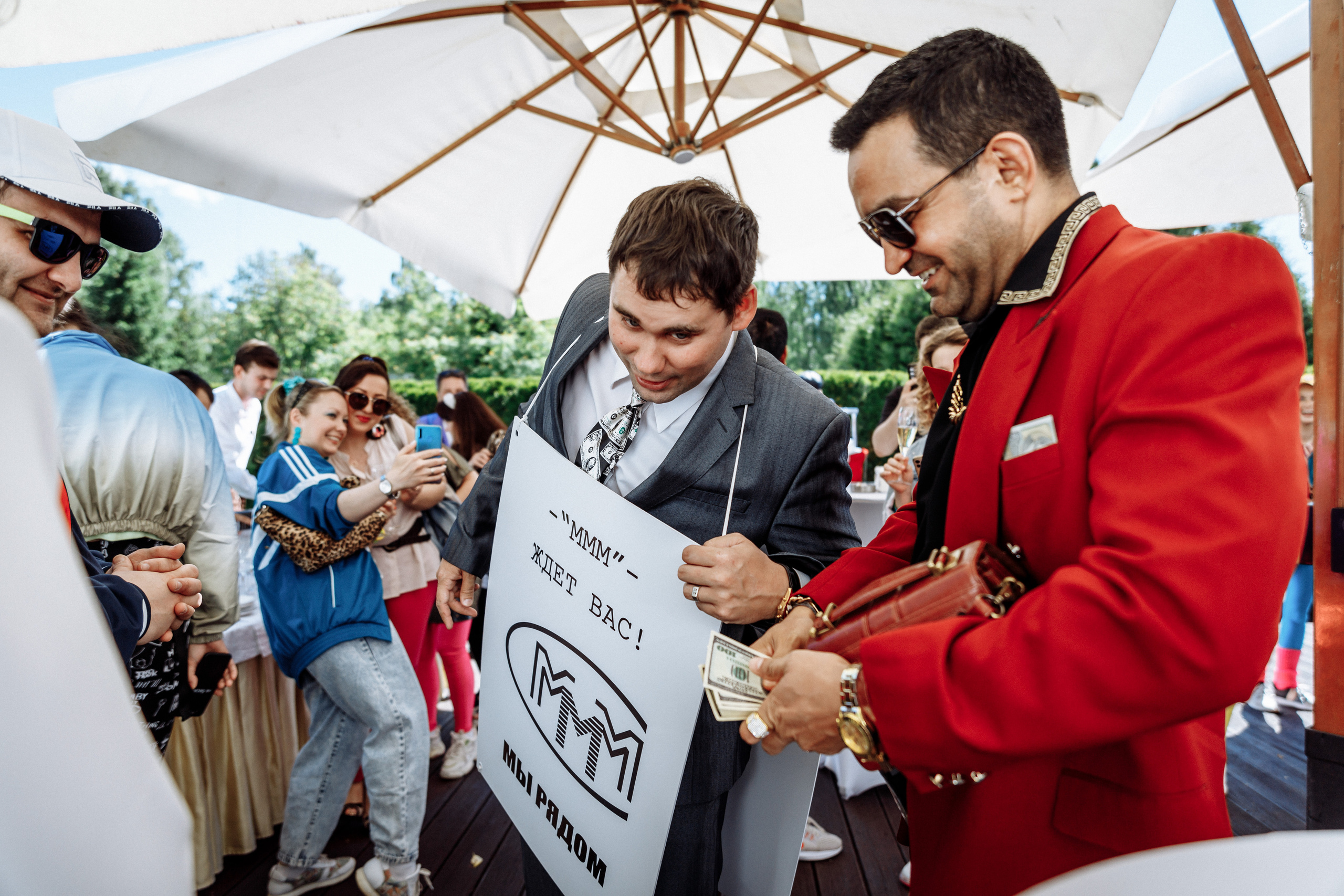 «Наши 90-е». Фотограф на свадьбу корпоратив репортаж Артем Бочаров Москва