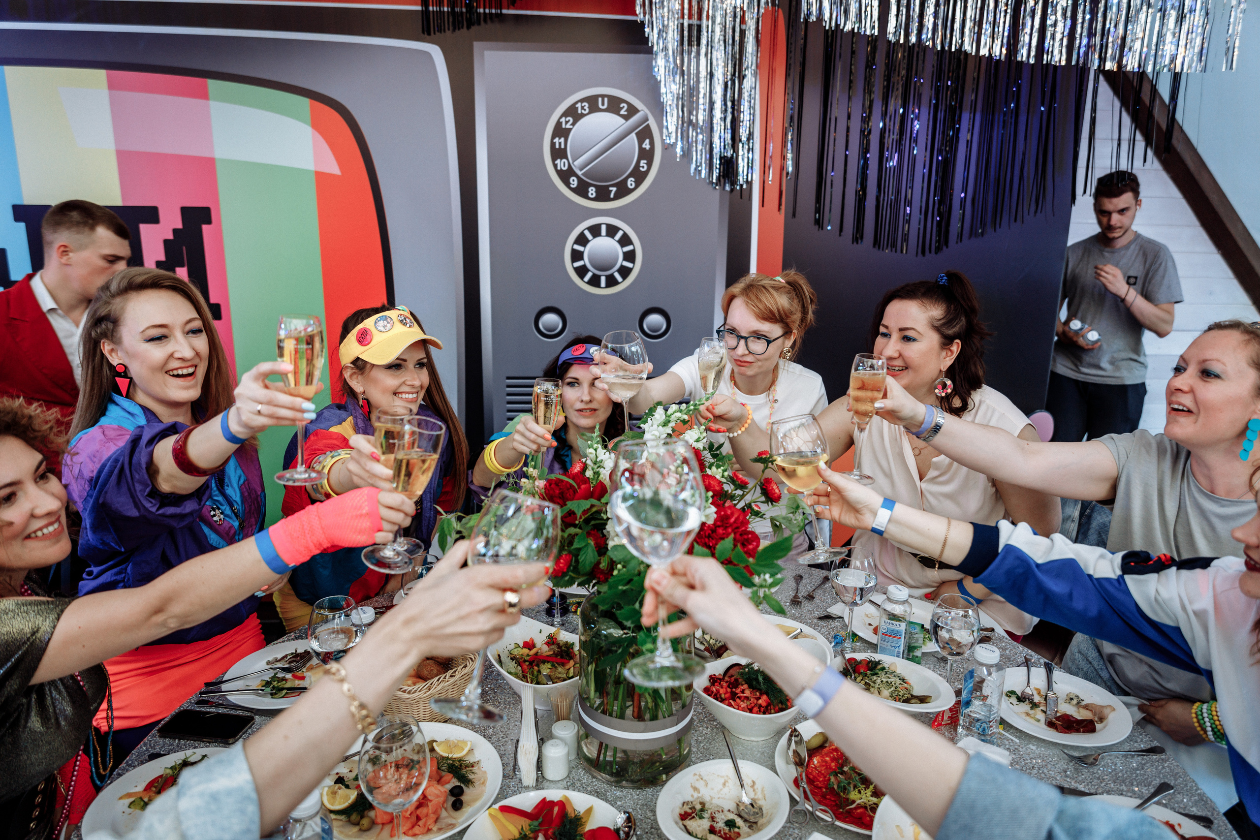 «Наши 90-е». Фотограф на свадьбу корпоратив репортаж Артем Бочаров Москва