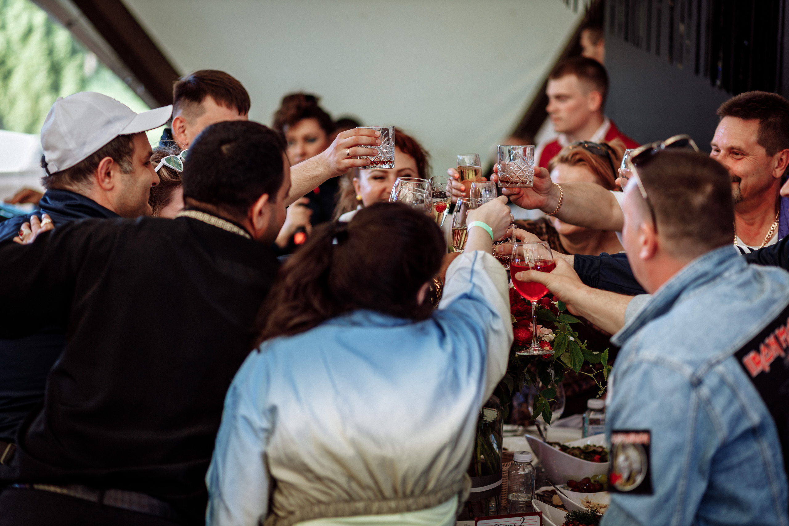 «Наши 90-е». Фотограф на свадьбу корпоратив репортаж Артем Бочаров Москва