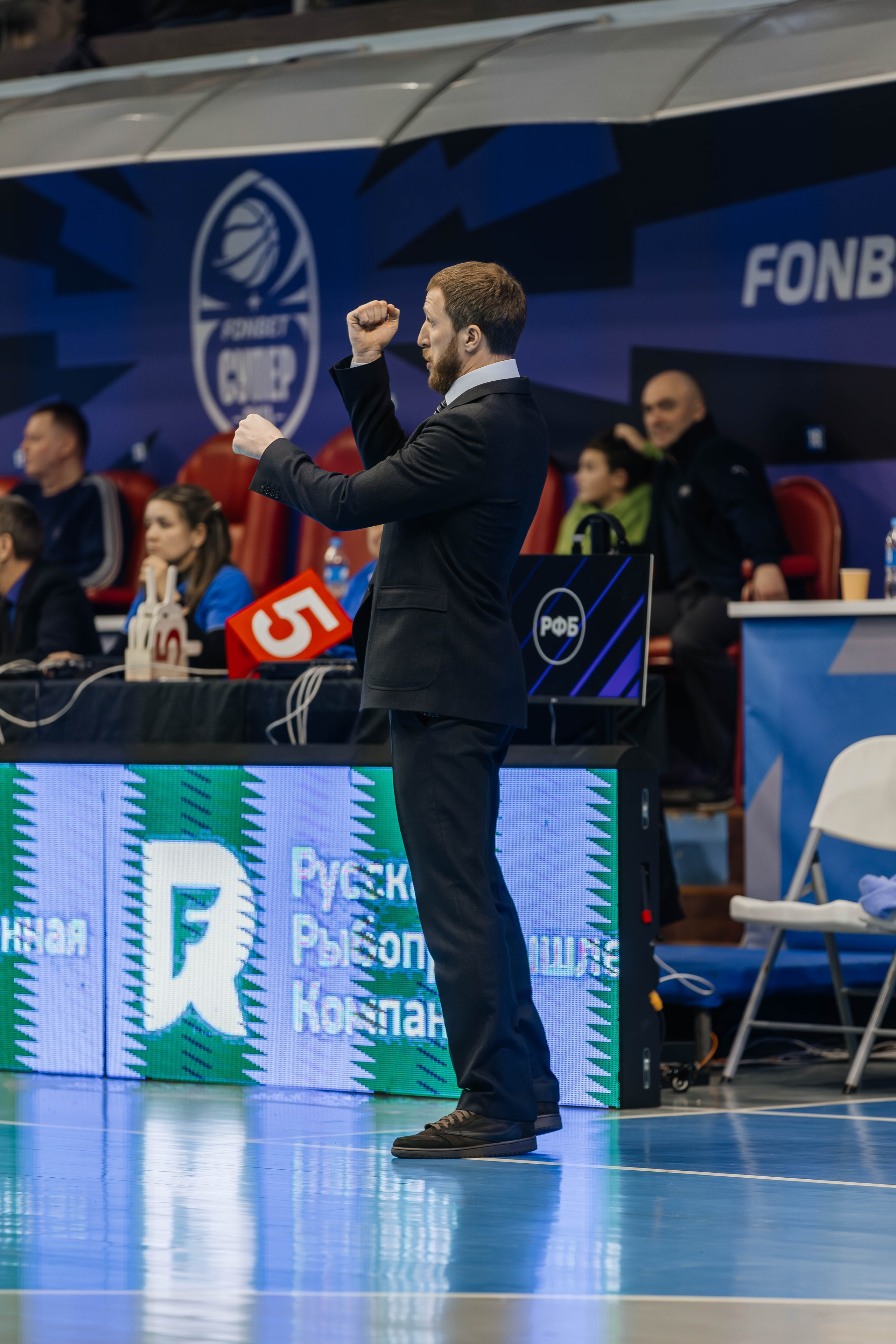 Баскетбол — Динамо. Репортажный и свадебный фотограф во Владивостоке Максим Цой