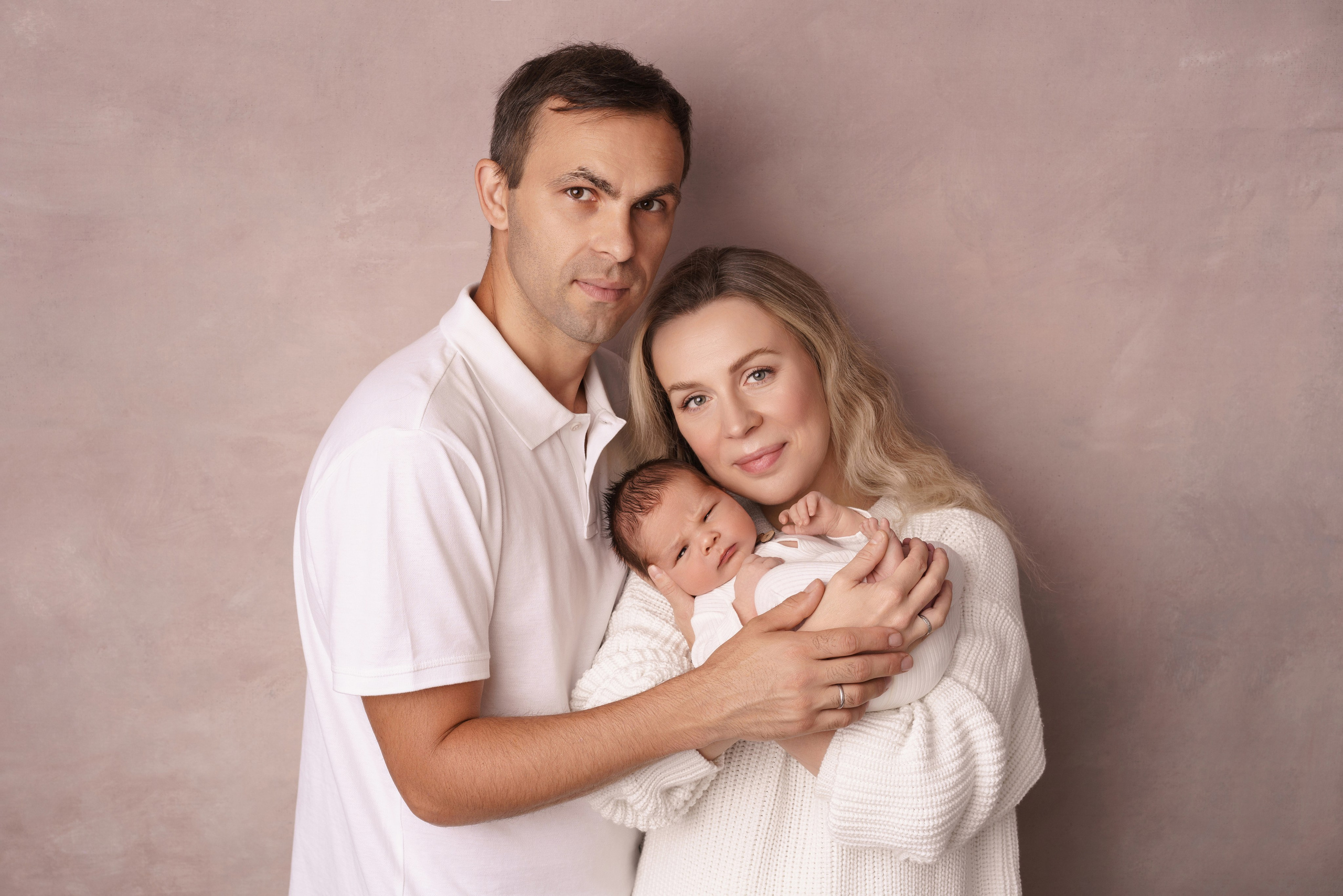 Семейные фотосессии с новорожденными | Трогательные кадры малышей и их близких в Москве и МО. Фотосессия новорожденных в Москве и Московской области | Профессиональный фотограф newborn — Татьяна Иванова