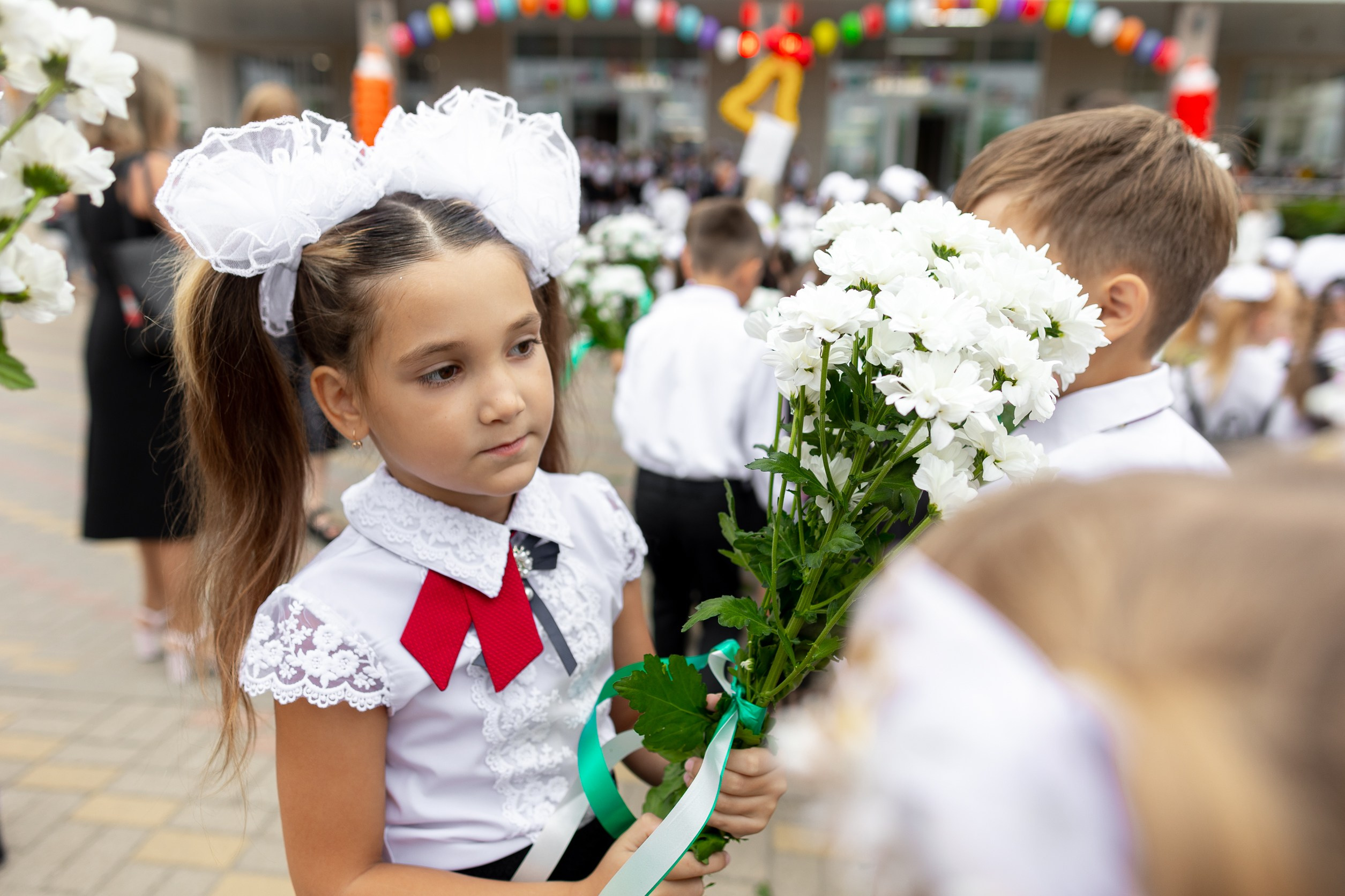 Школа № 61 им. Лавриненко, 1-е сентября | Фото. Фото и видеосъемка любых мероприятий в городе Краснодаре и Краснодарском крае. Щеколдин Антон