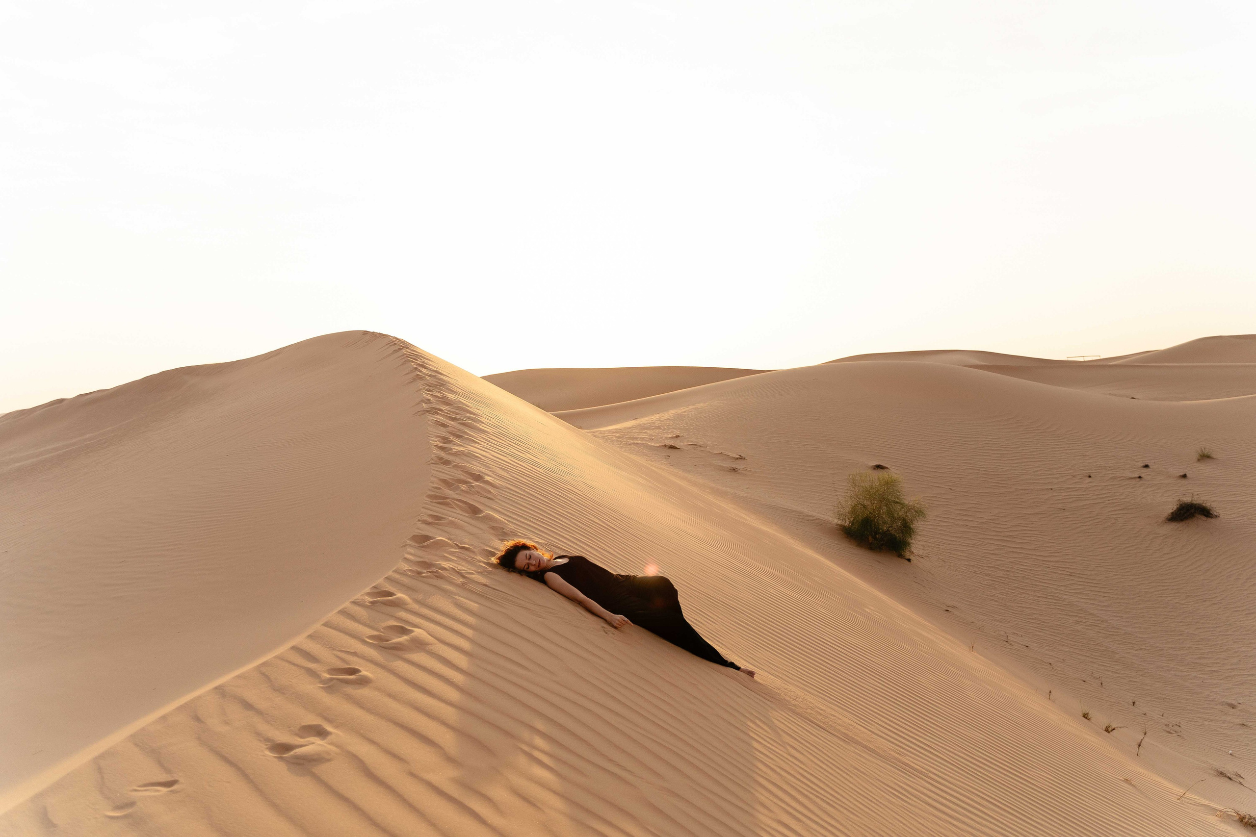Наташа в пустыне 22 год. Фотограф и видеограф в Москве и Абу Даби Мария Кулагина