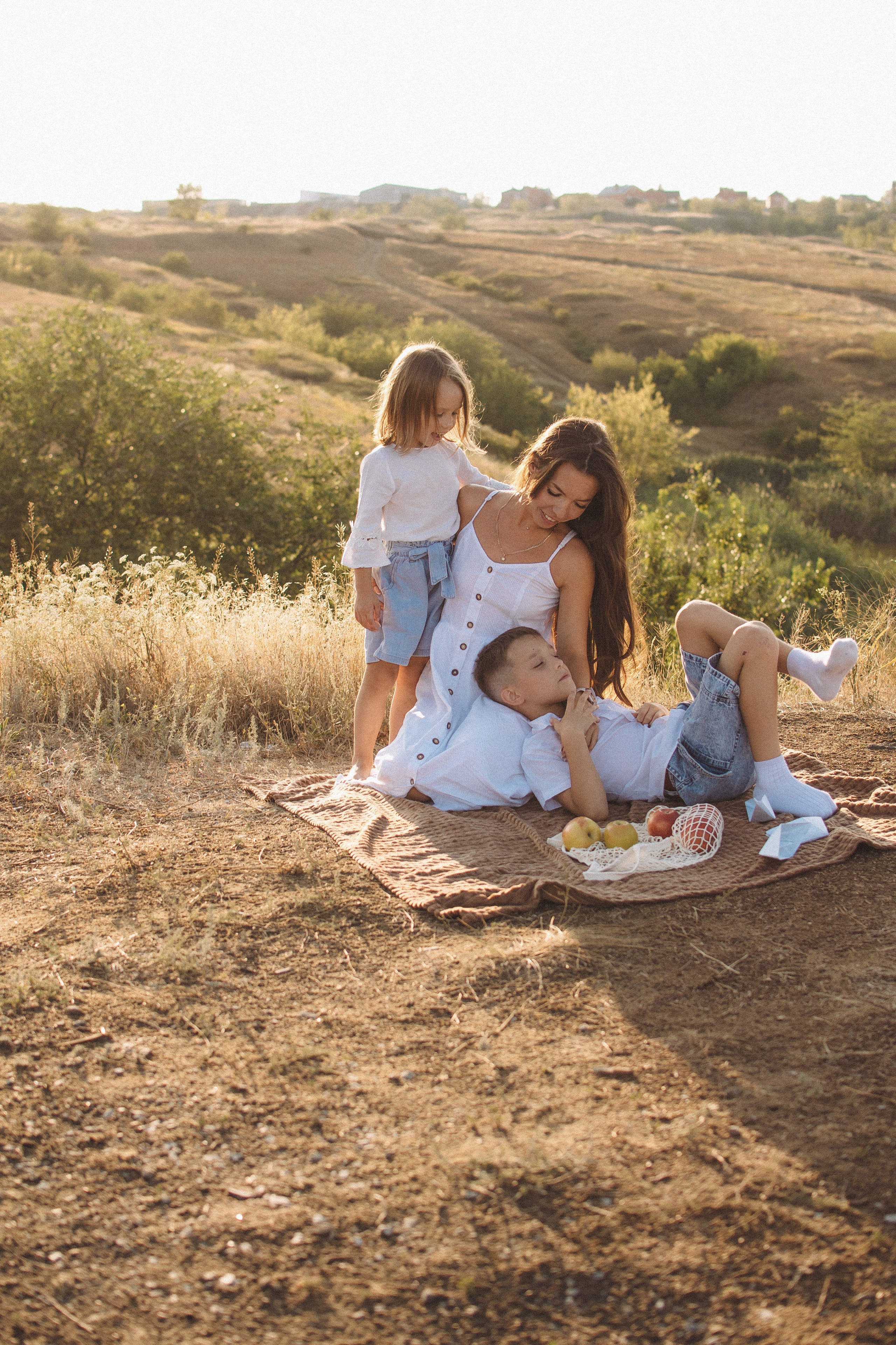 Ярослав, Полина и мама Марина. Фотограф Новочеркасск Ольга Мальцева