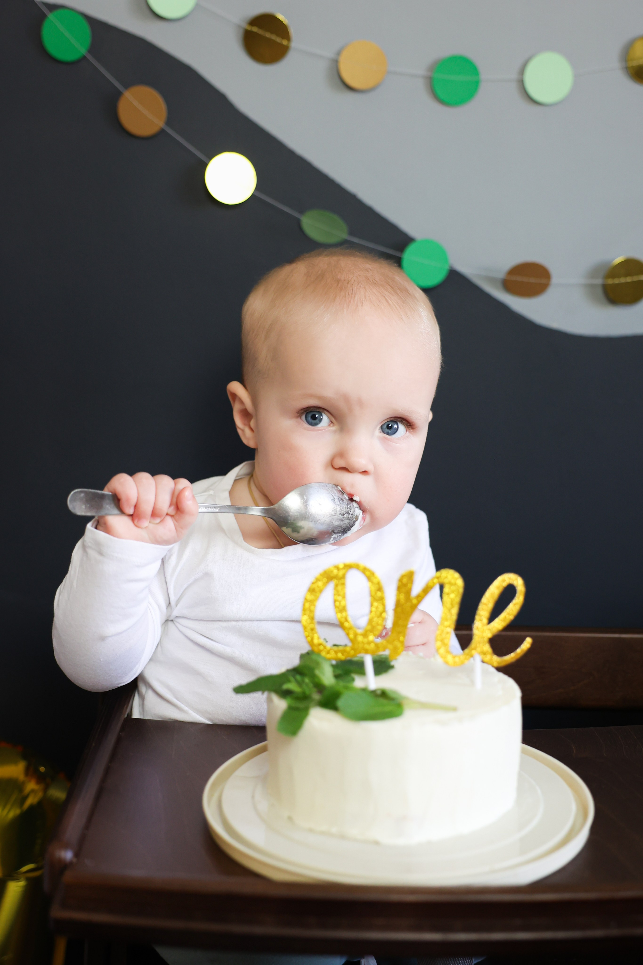 Ванечка и краш-торт. Оксана Ромашкина- семейный и ньюборн фотограф из Москвы