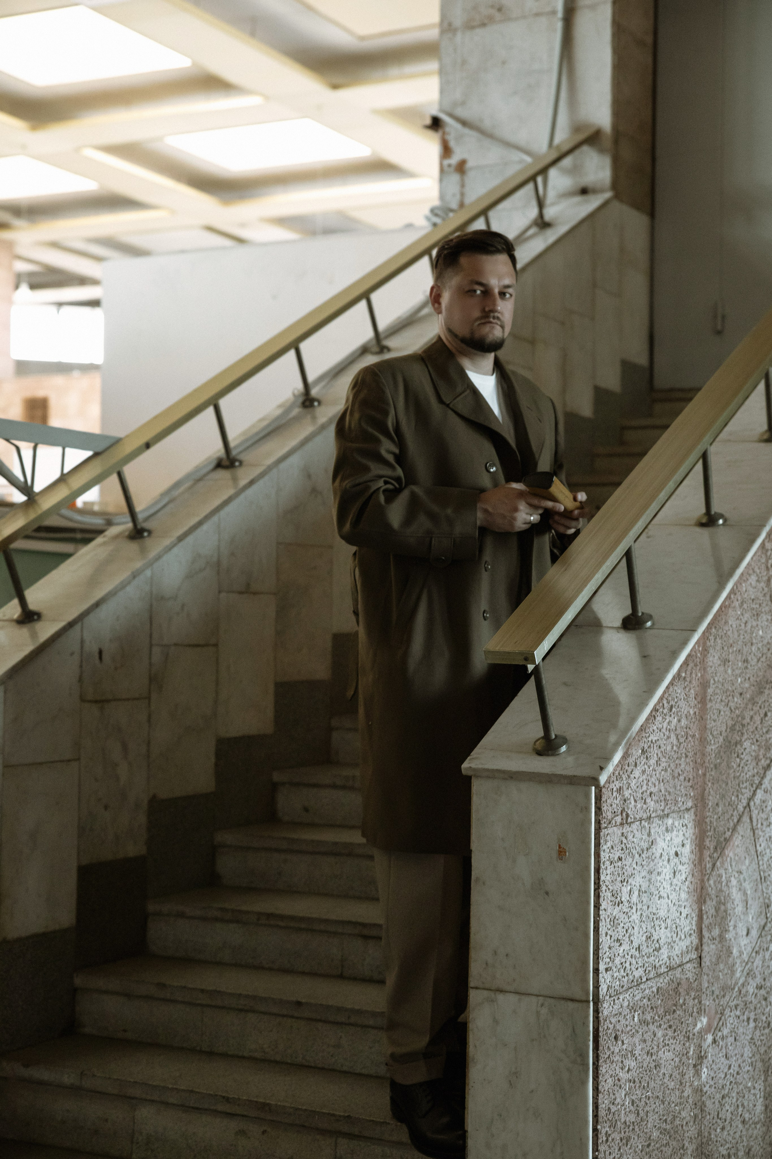 Андрей. Сьёмка в стиле ссср на вокзале. Фотограф Набережные Челны Казань