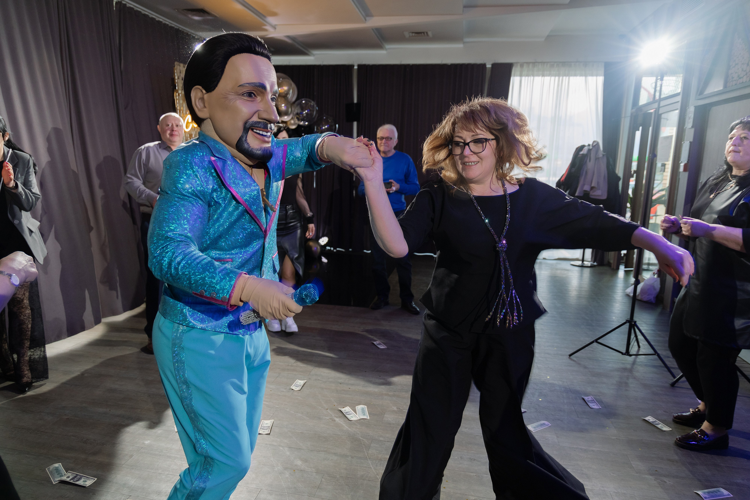 Фотосъемка юбилея в кафе BALDENINI в Минске. Свадебный фотограф в Минске/Беларуси Сергей Спиридонов