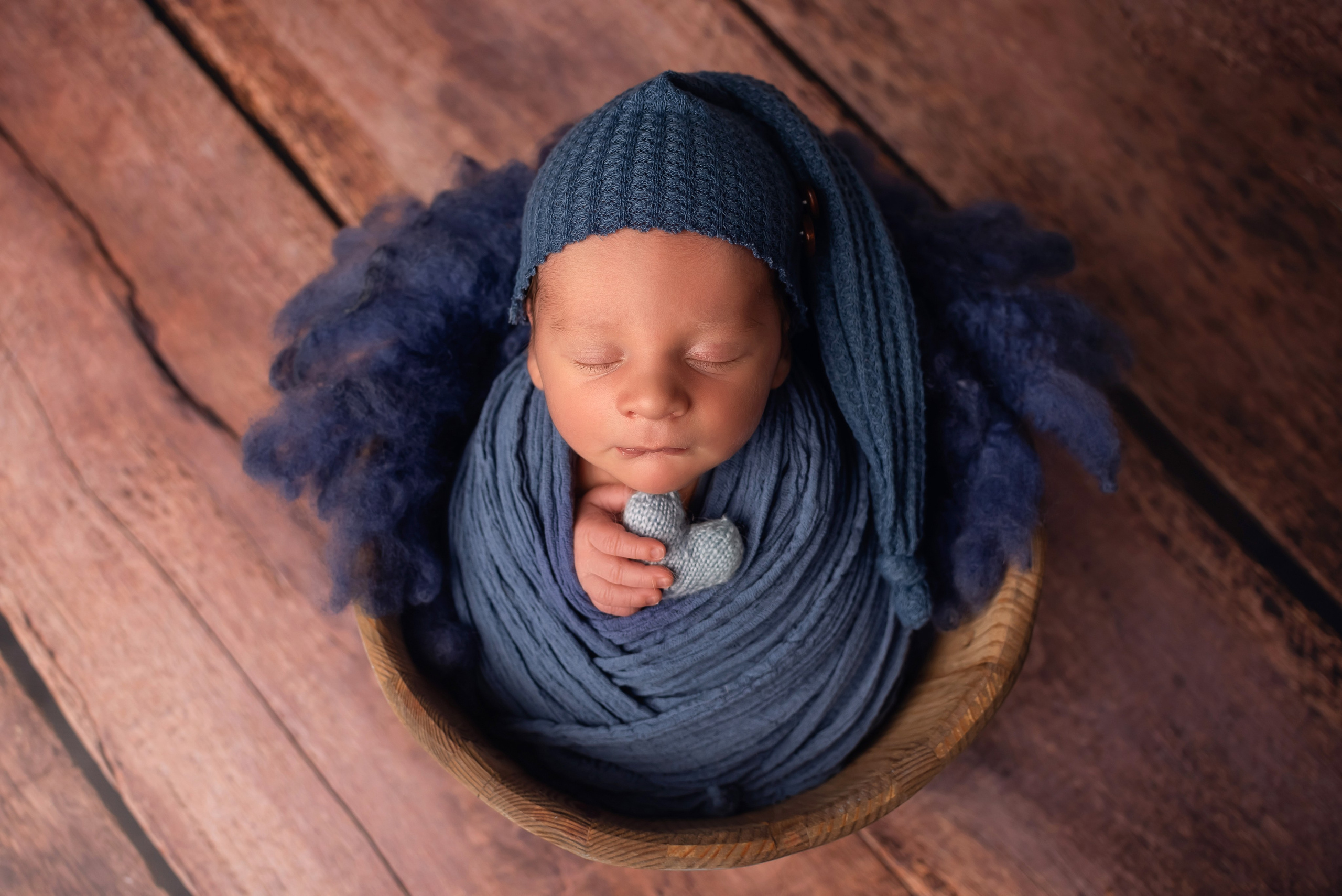 Новорождённые (в обмотках). Детский фотограф новорождённых в Минске Боровик Екатерина