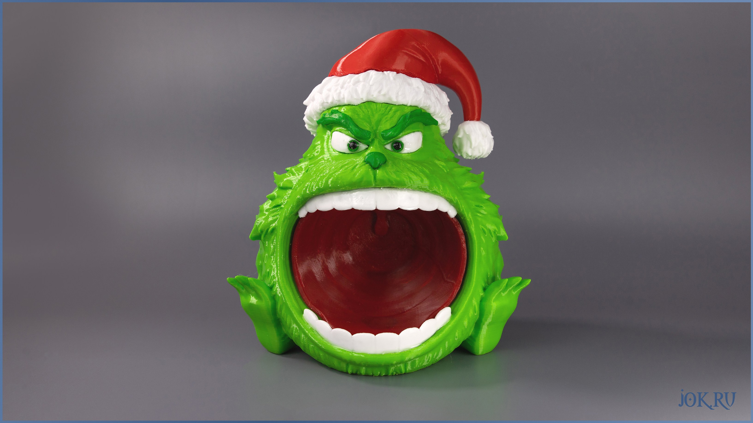 Декор с Гринчем: Яркий акцент